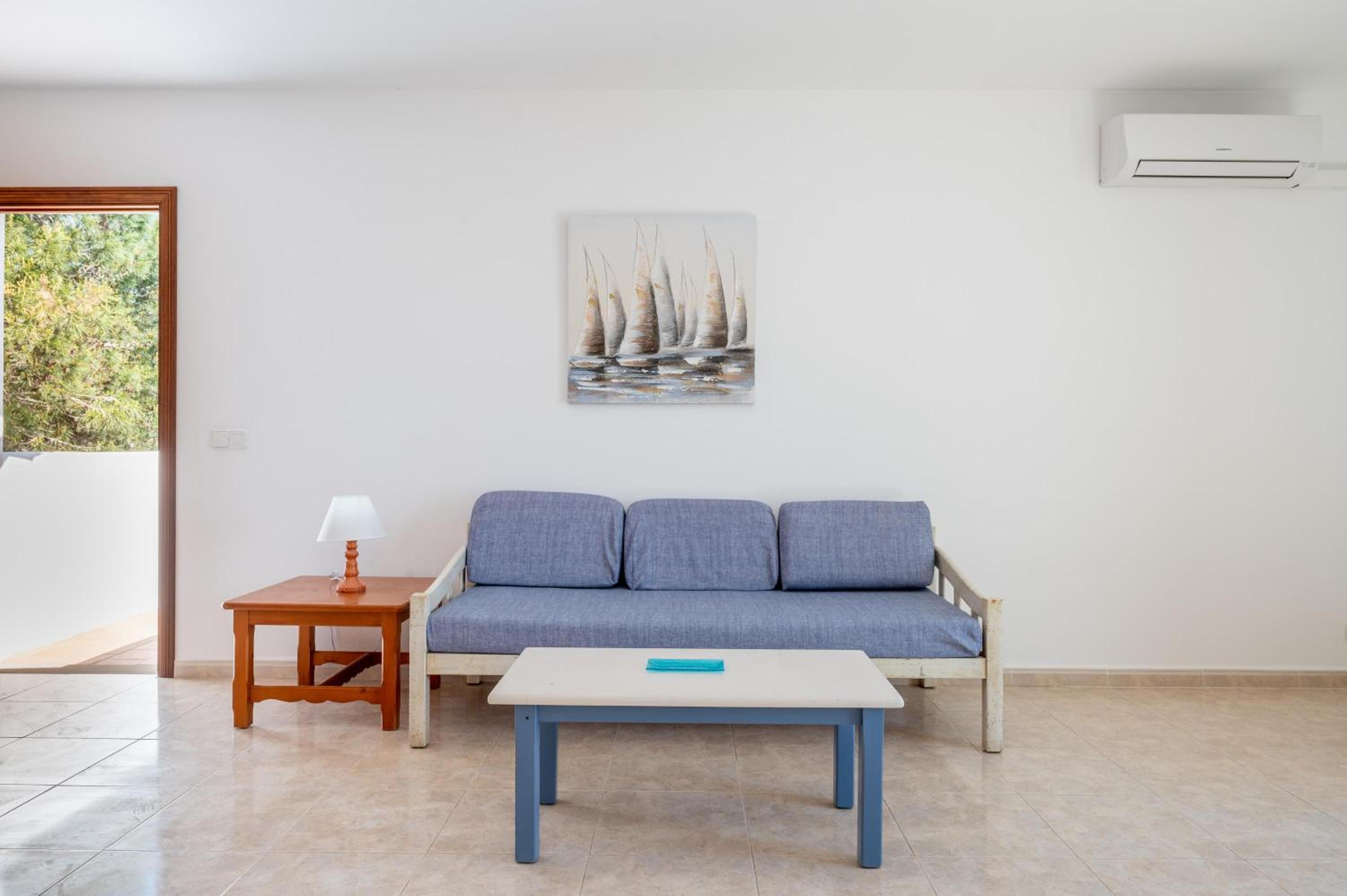 Superior One-Bedroom Apartment with Balcony