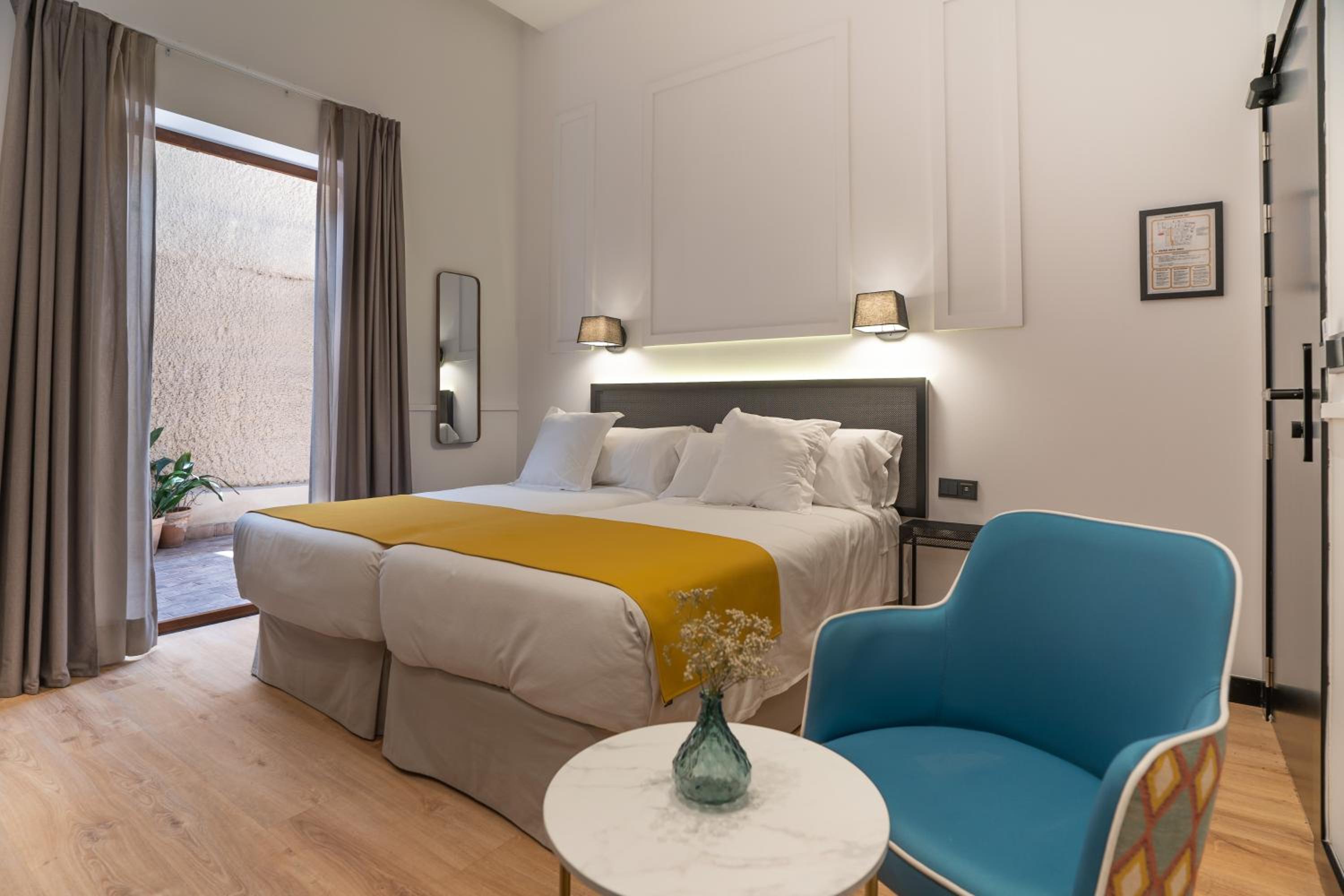 Chic & Patio Room (Ground Floor) - Photo 1