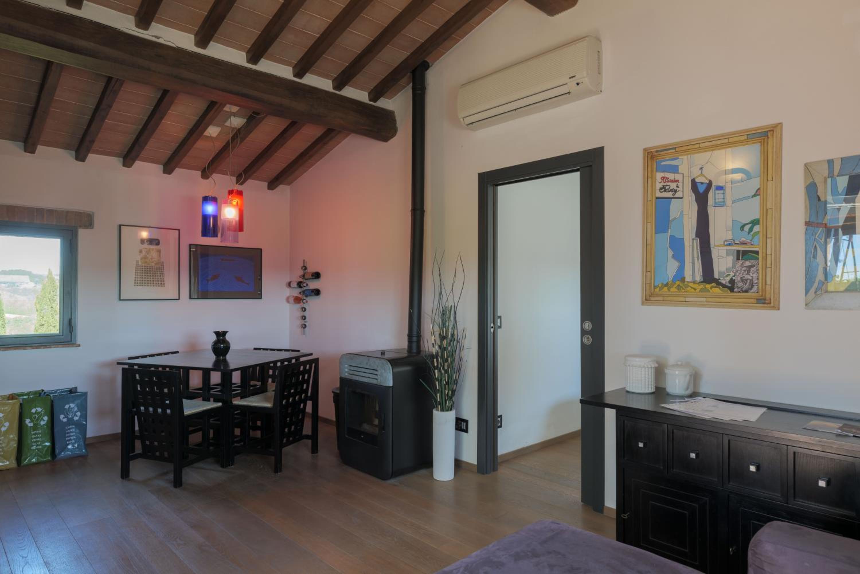 One-Bedroom House photo 3