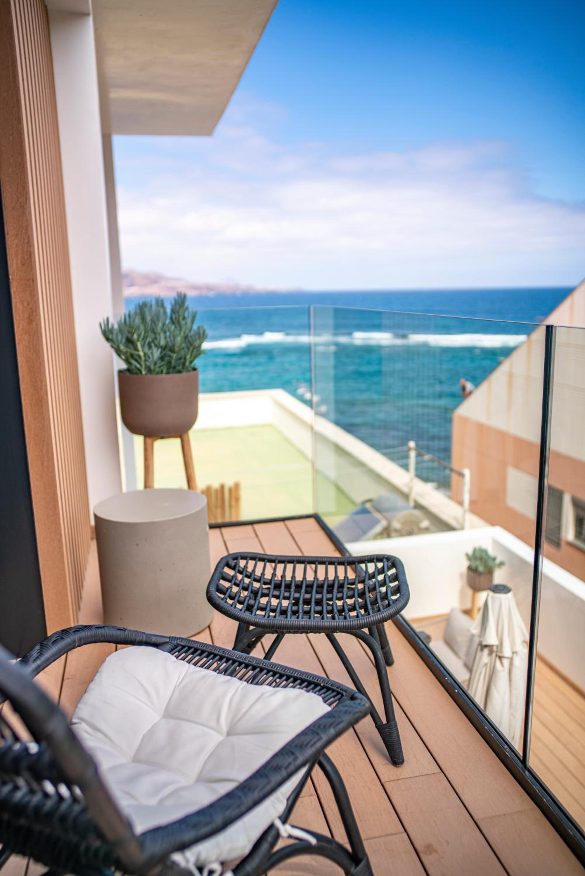 Apartment with Sea View thumbnail 6