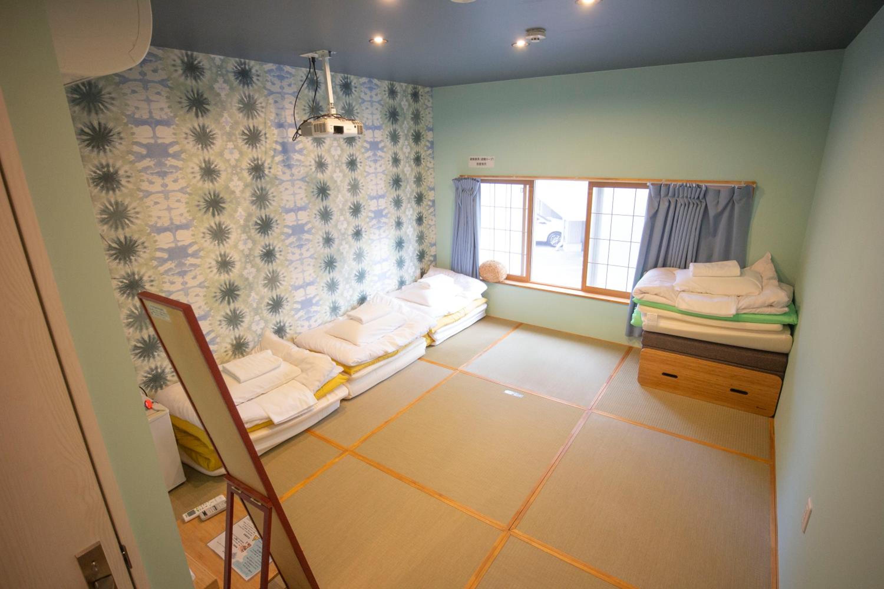 Family Room with Shower - Photo 1