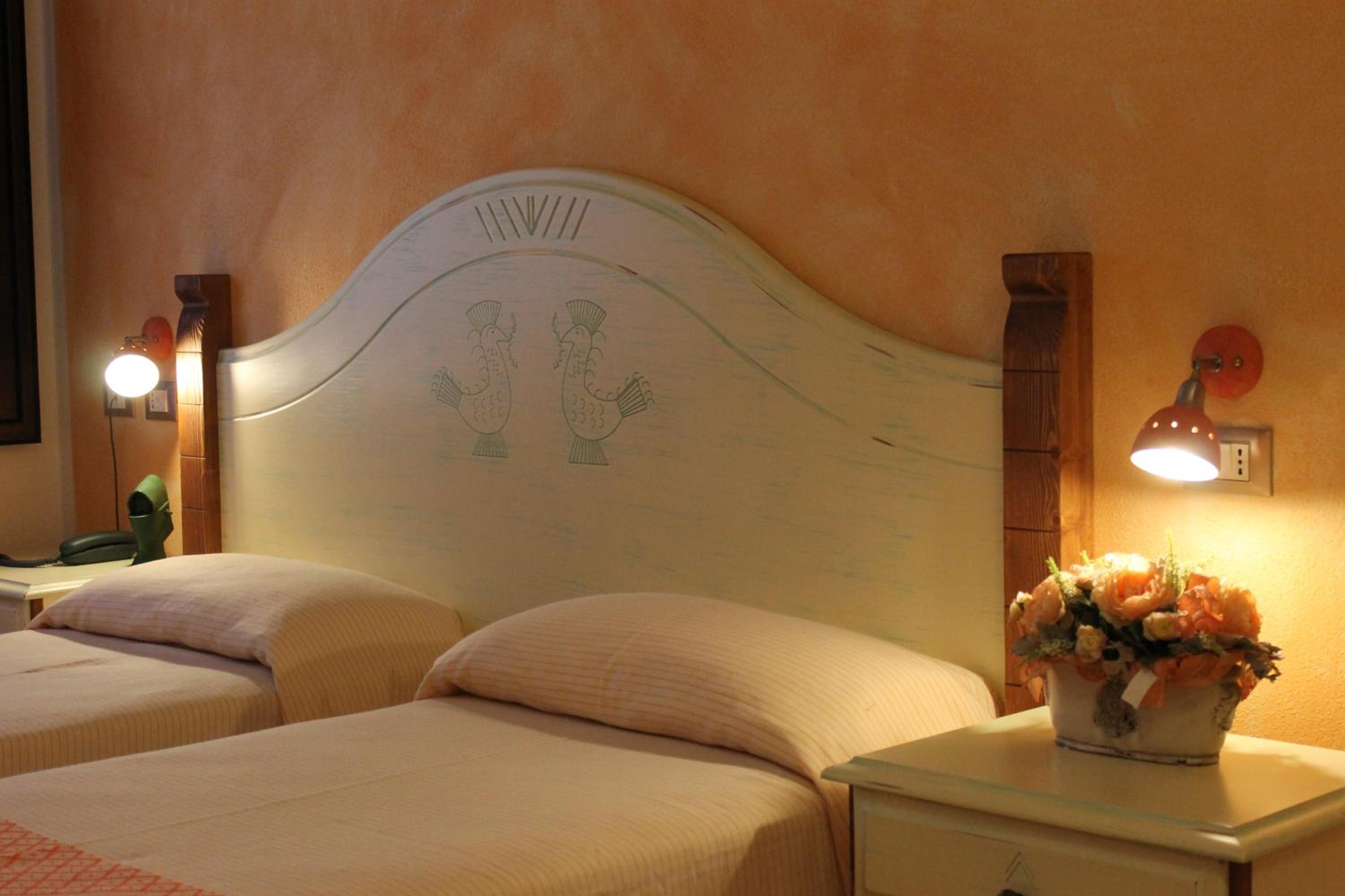 Twin Room with Balcony photo 2