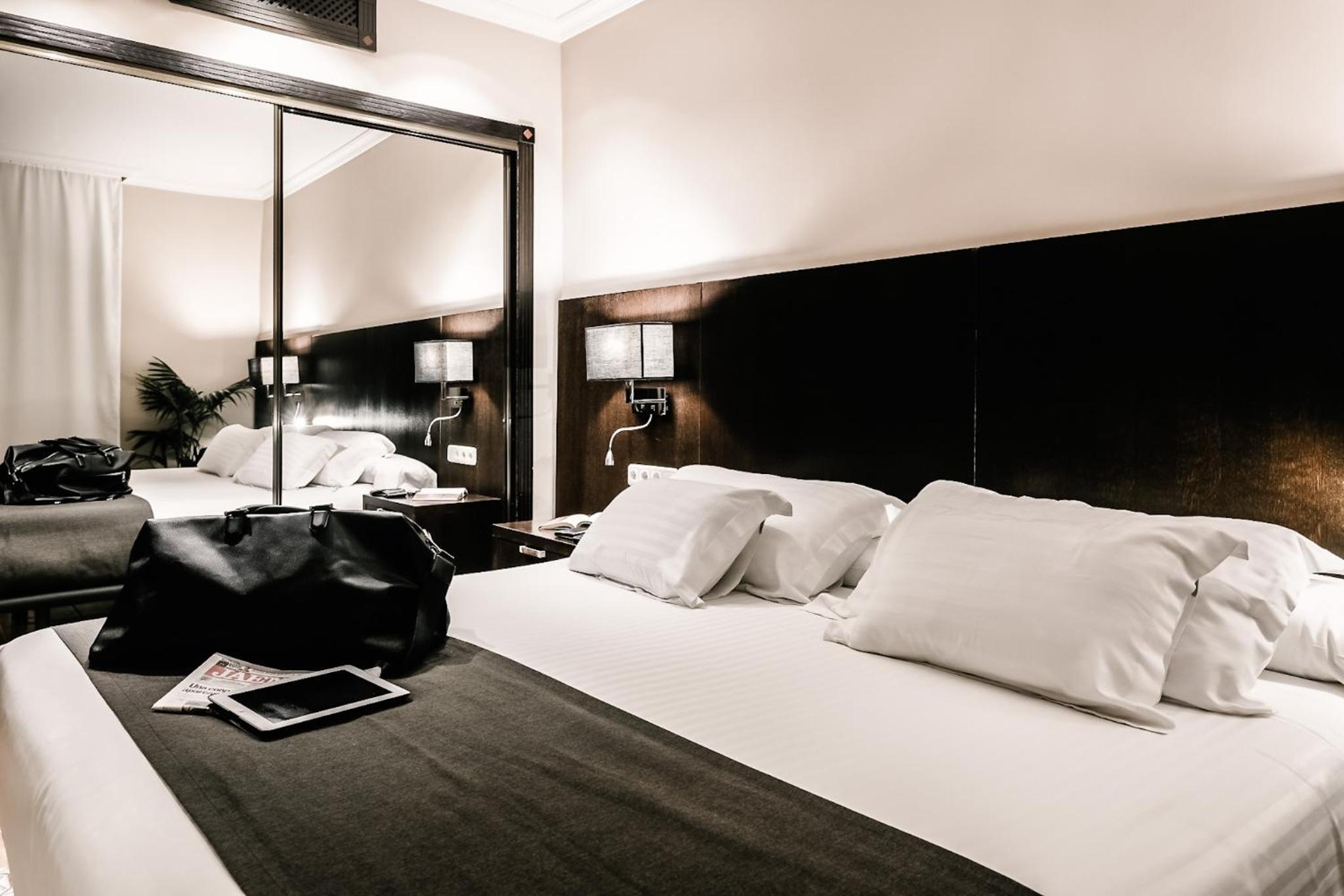 Superior King Room photo 3