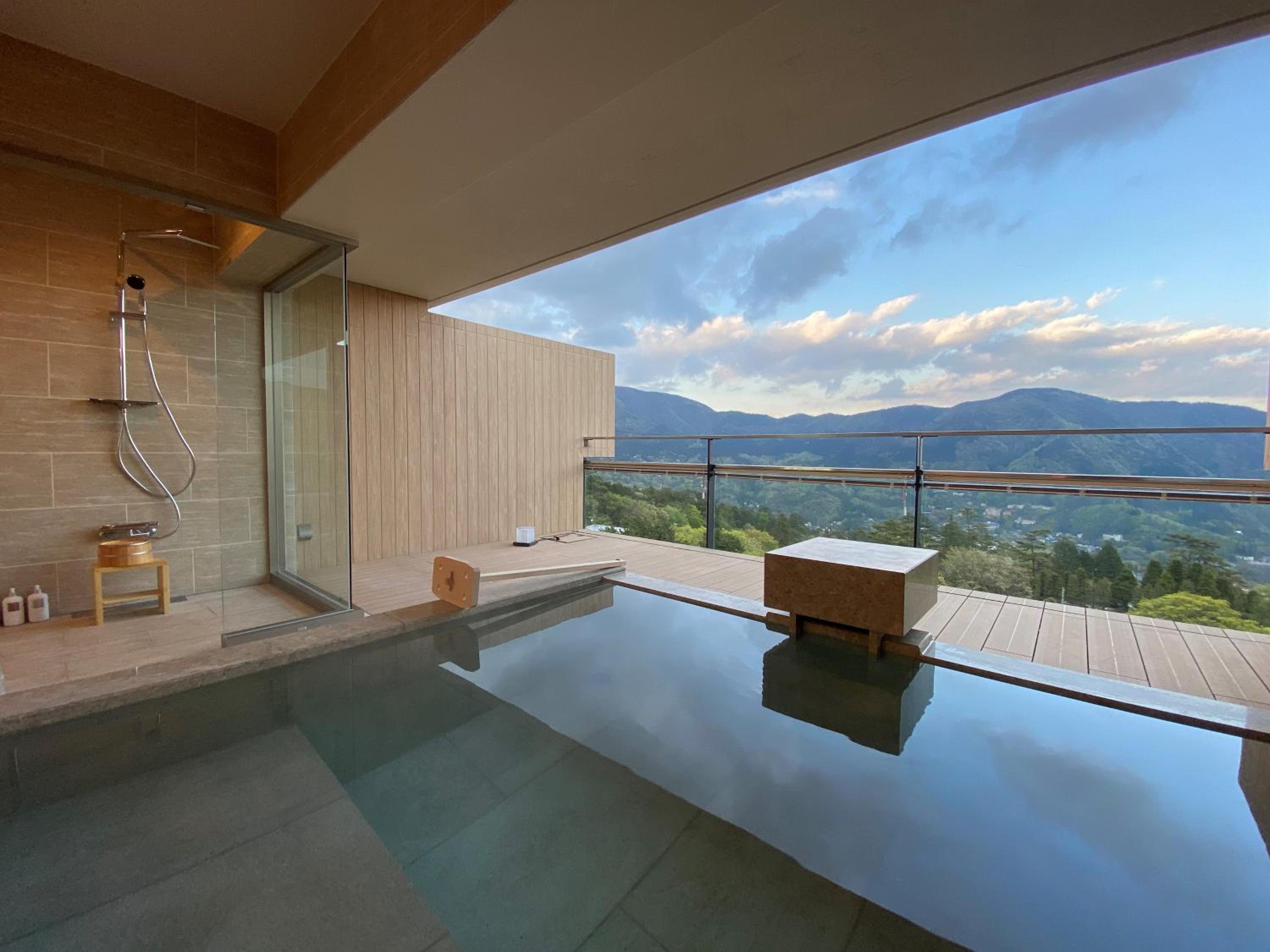 Suite with Tatami Area with Open-Air Bath - Top Floor - (GIN/DEN/RIN)