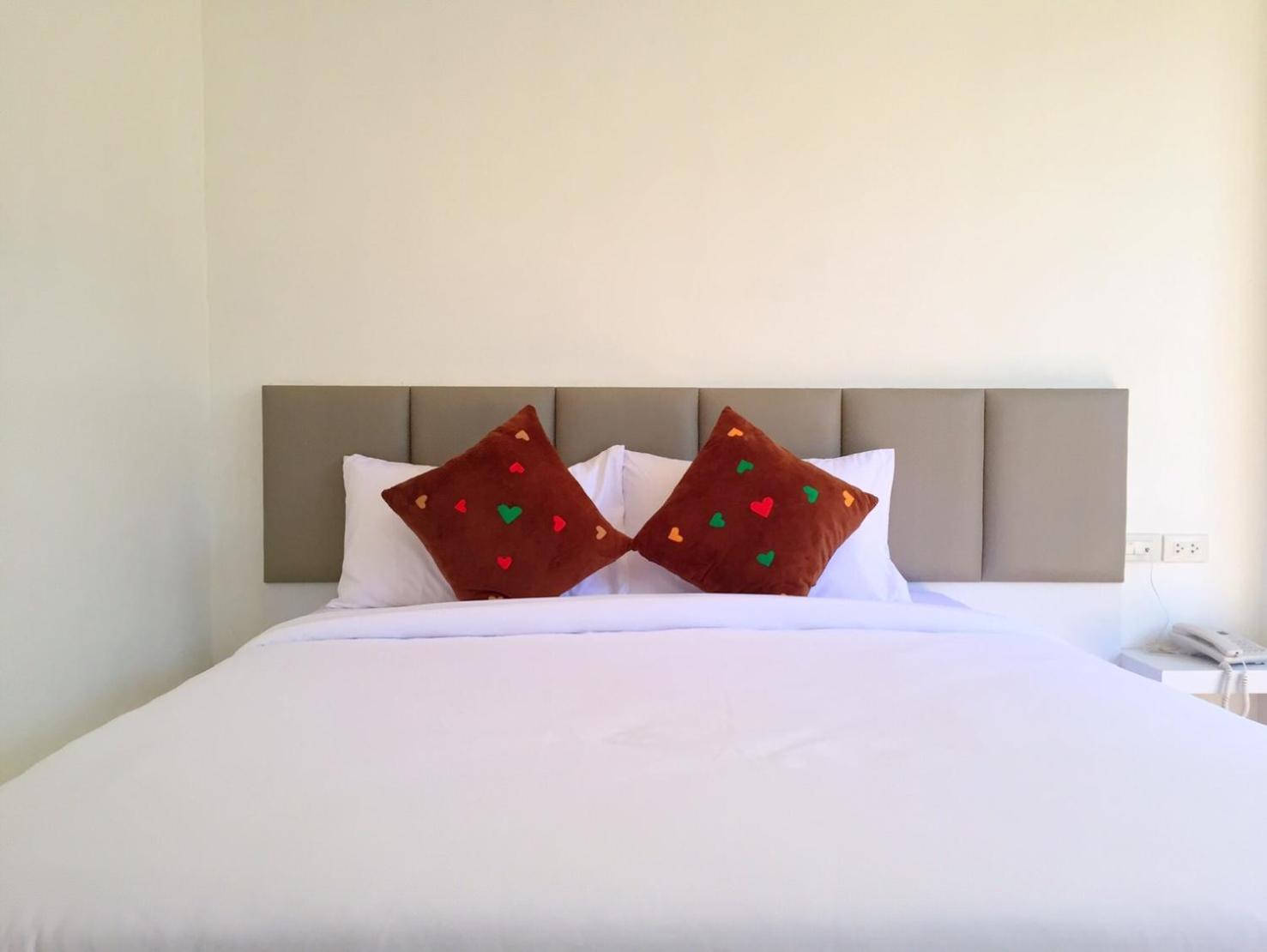 Budget Double Room photo 3