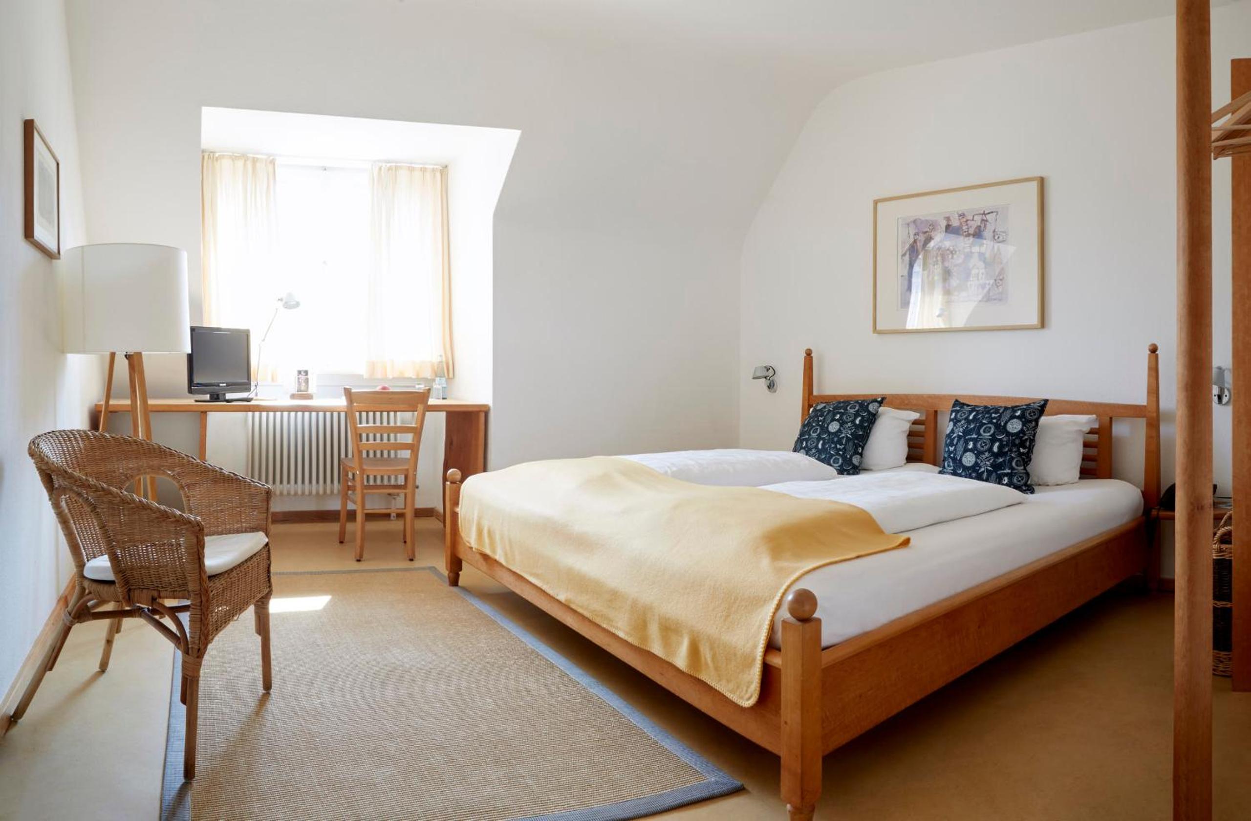 Standard Double Room - Photo 3