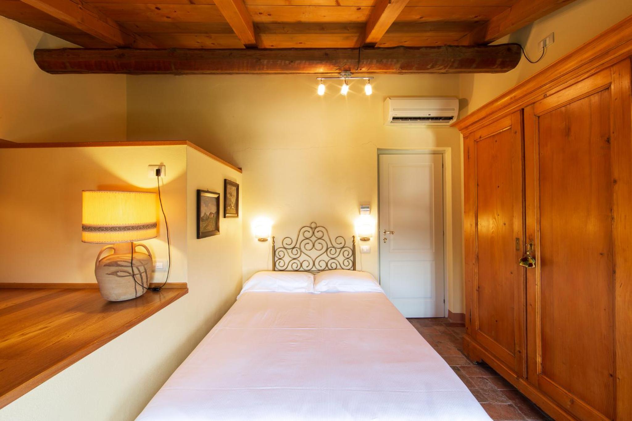 Economy Double Room photo 3