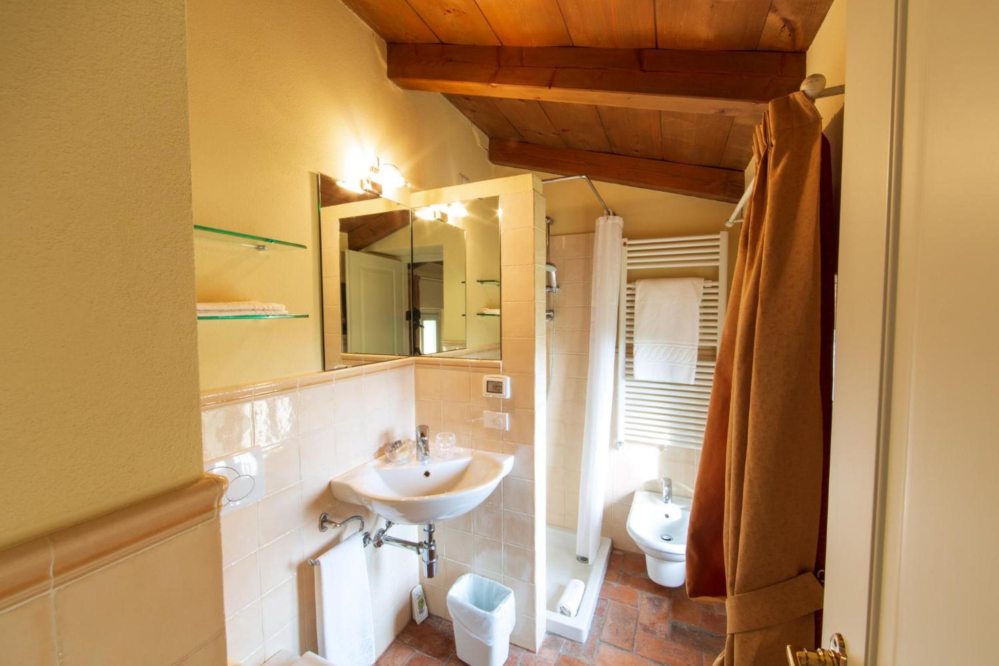 Economy Double Room photo 2
