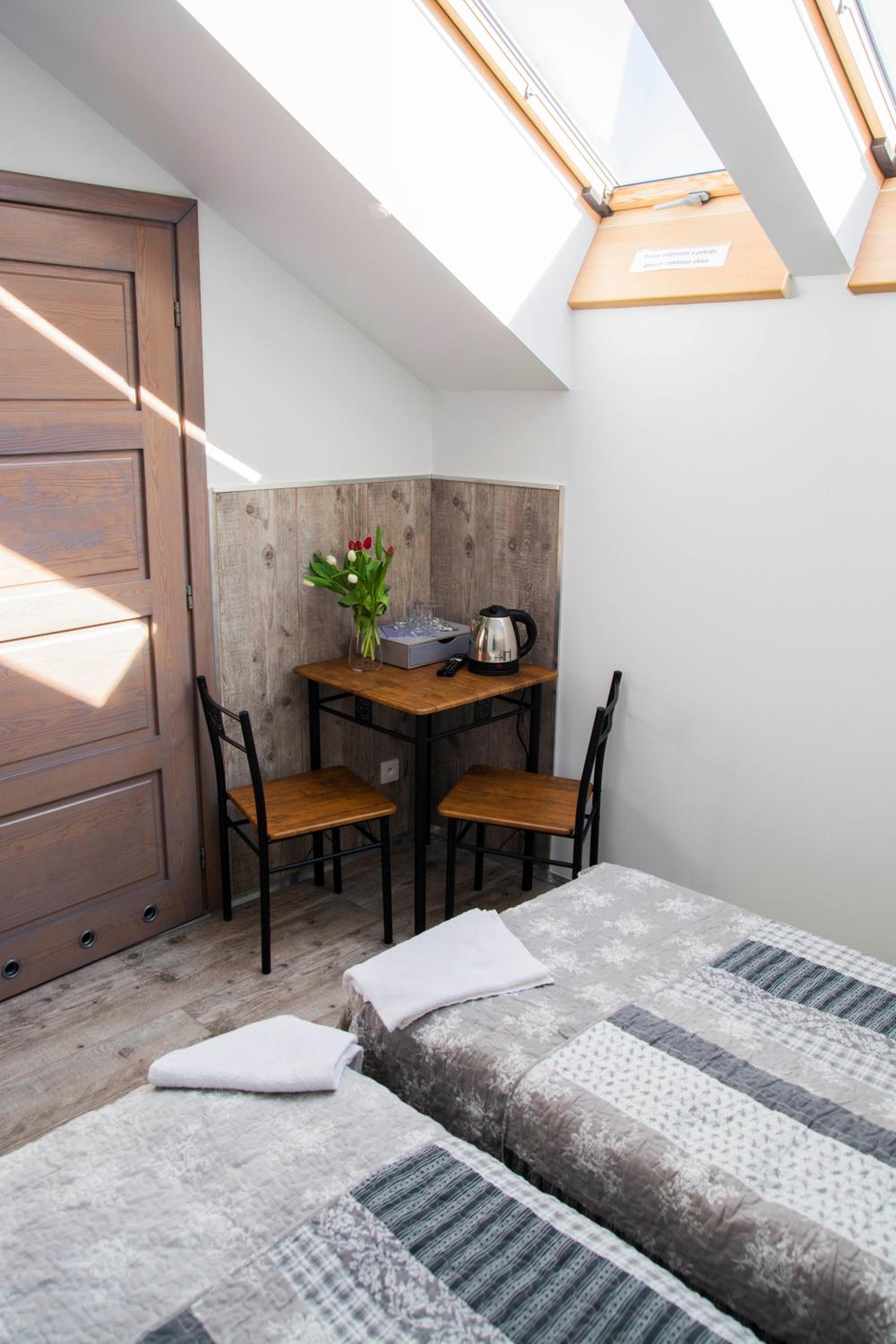 Double or Twin Room photo 3