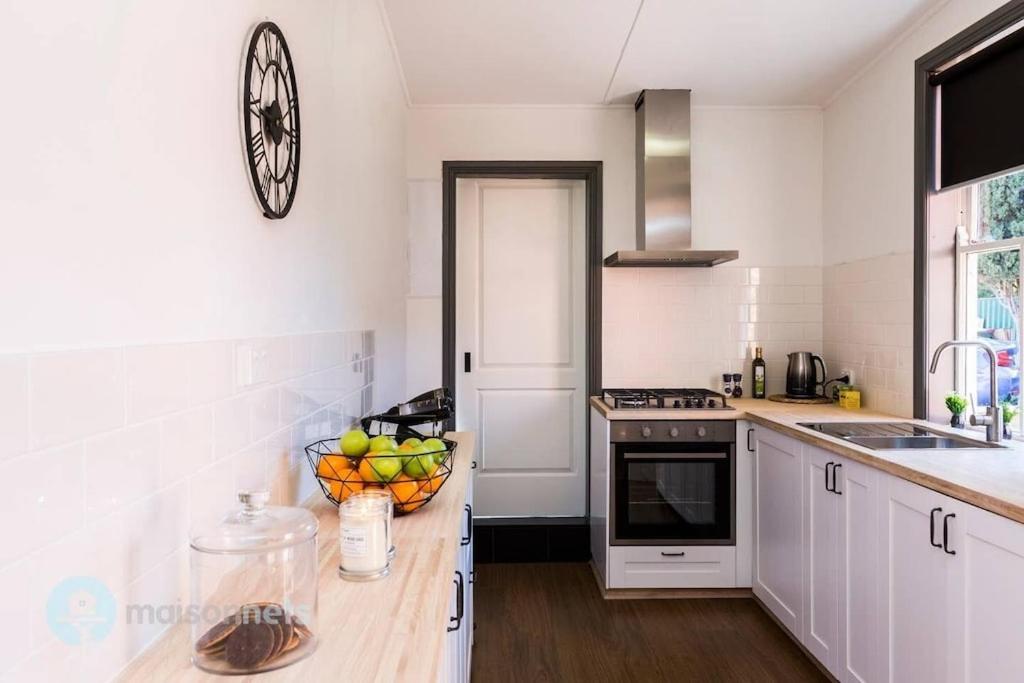 One-Bedroom Apartment - Photo 6