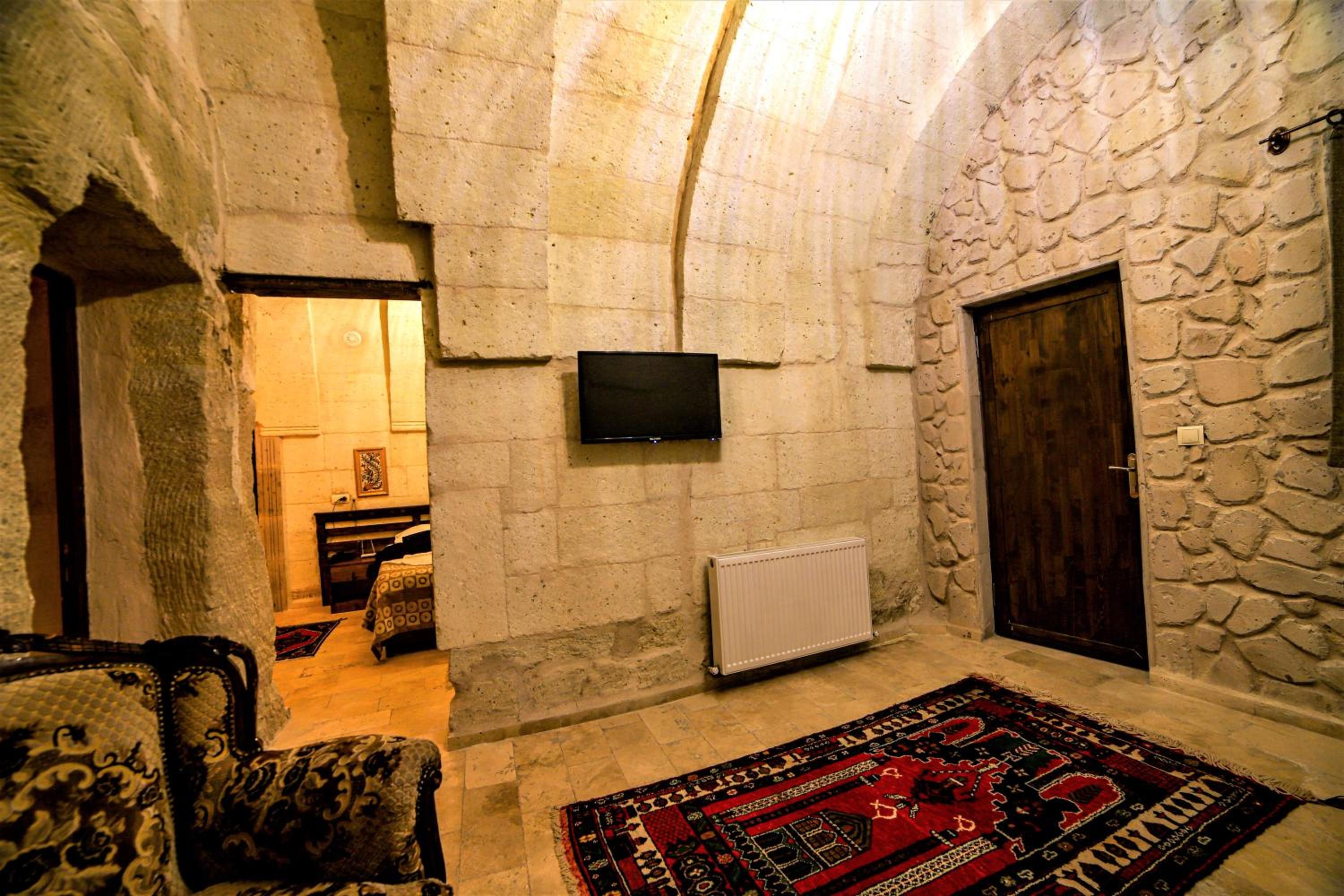 Luxury Triple Room - Photo 11