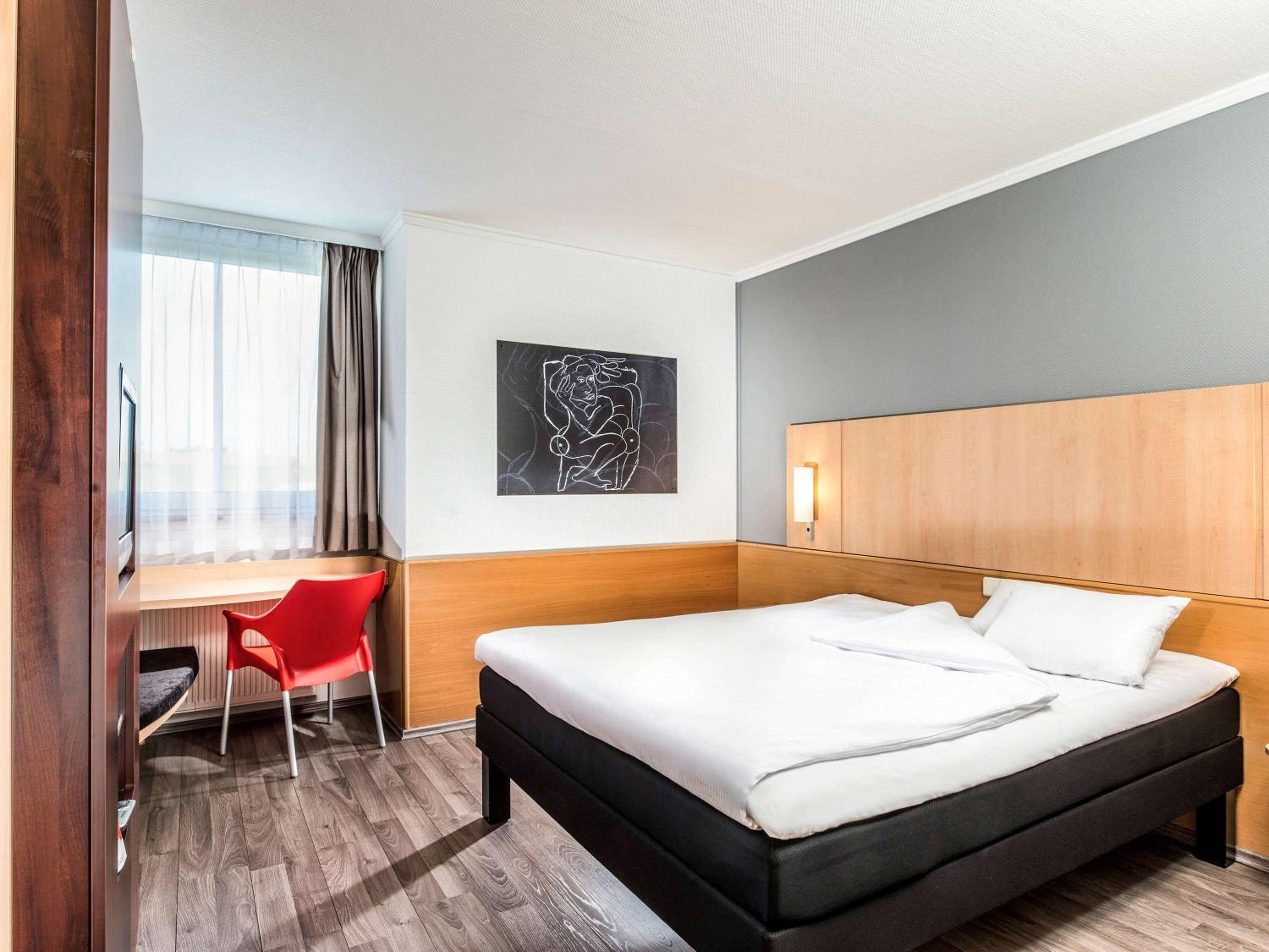 Standard Double Room - Photo 4