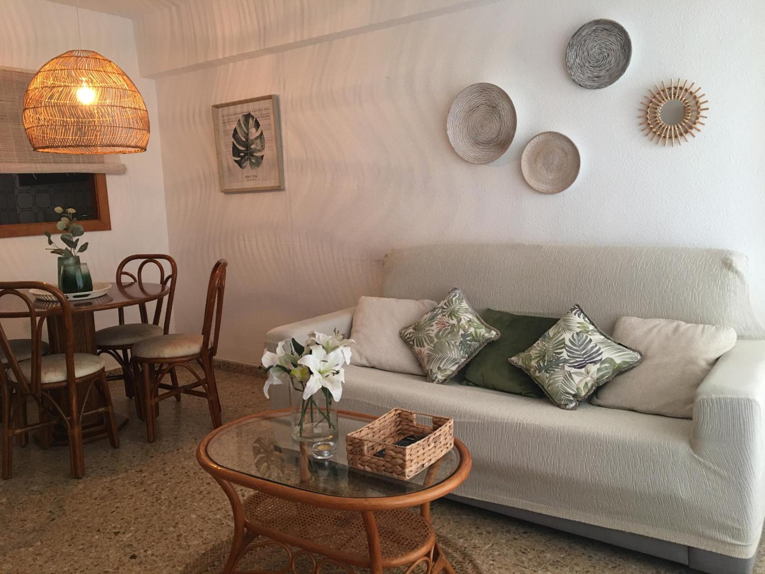 Apartamento con vista al mar