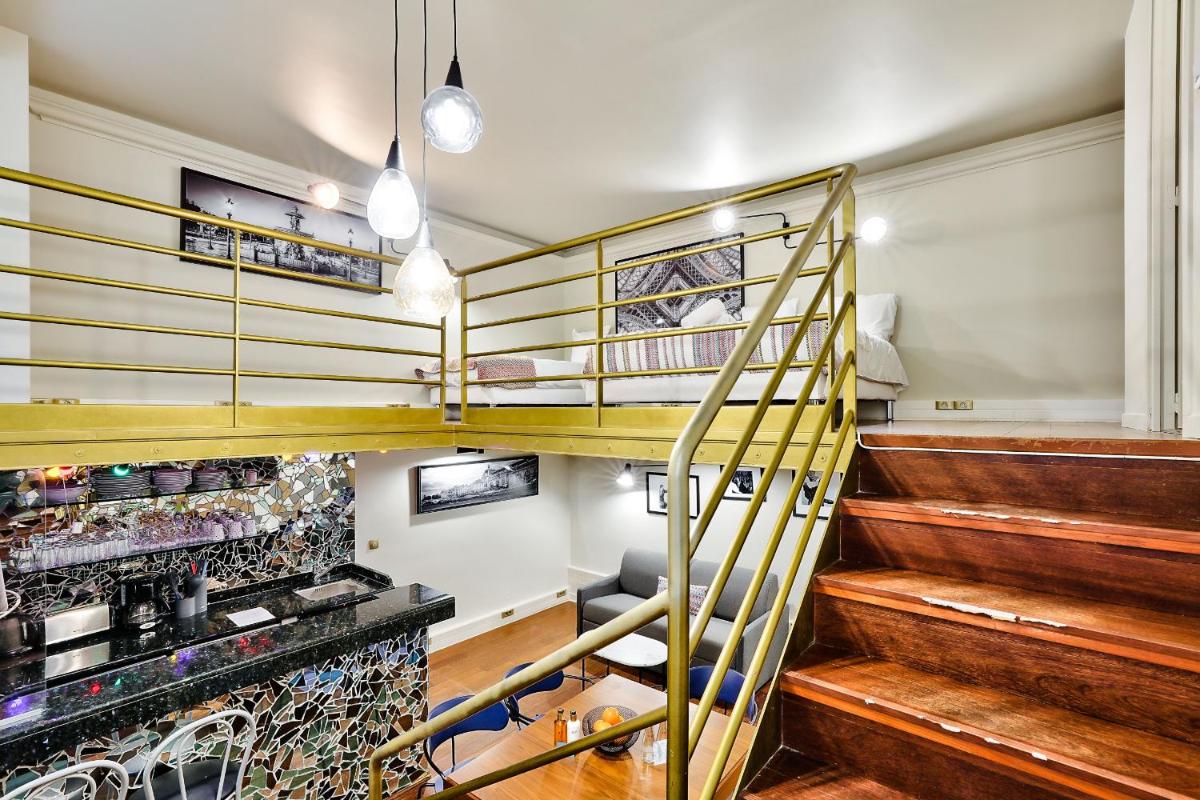 Apartment photo 2