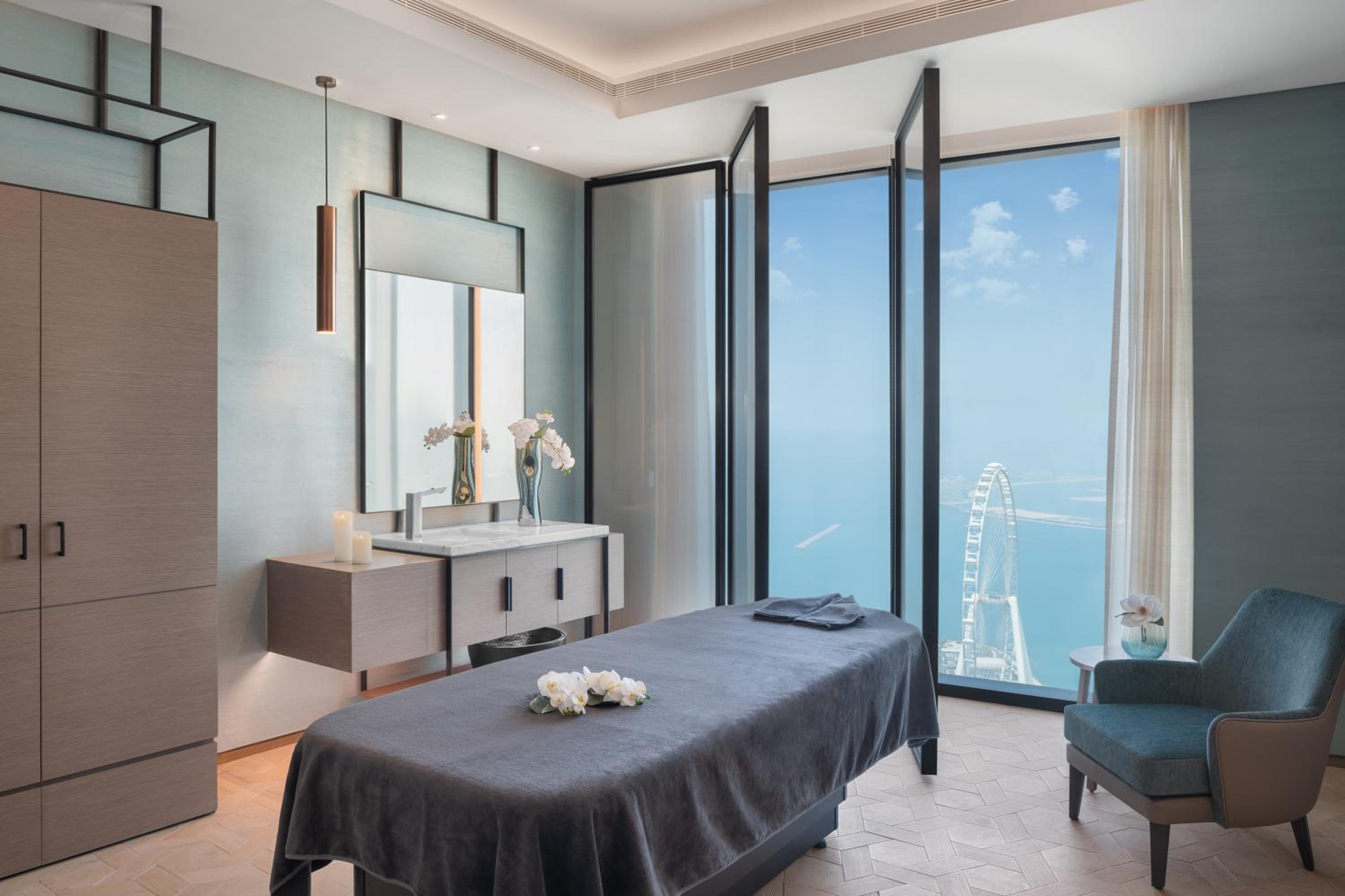 Club Sea View Room with Lunch + Unique Privileges & World's Highest Infinity Pool Access