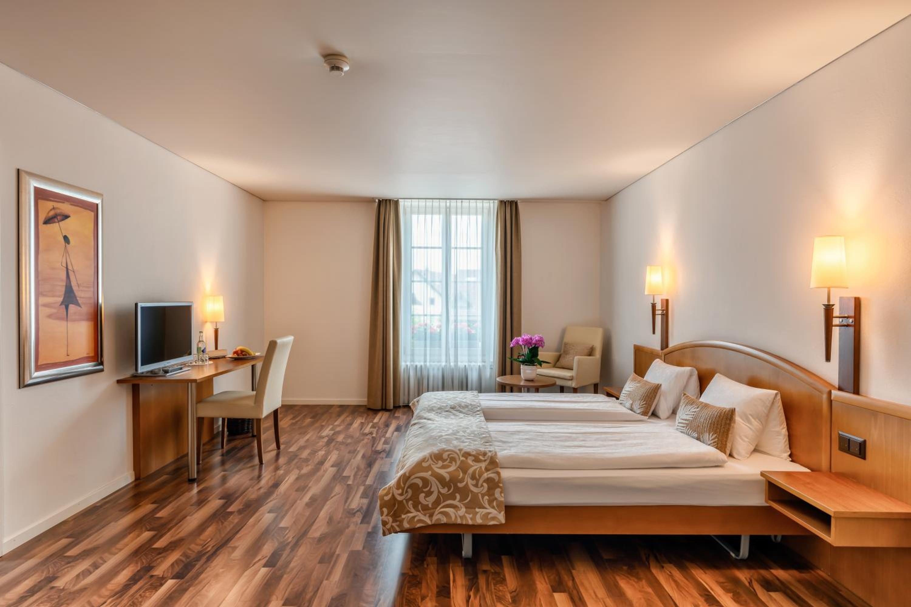 Large Double Room