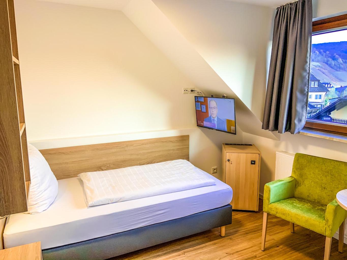 Single Room photo 1