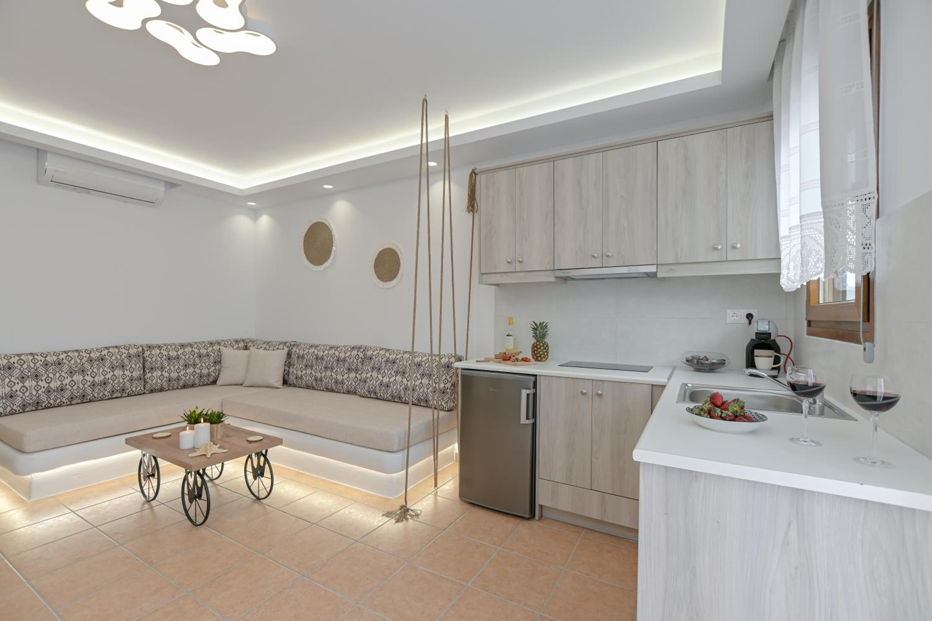 Deluxe Apartment photo 2
