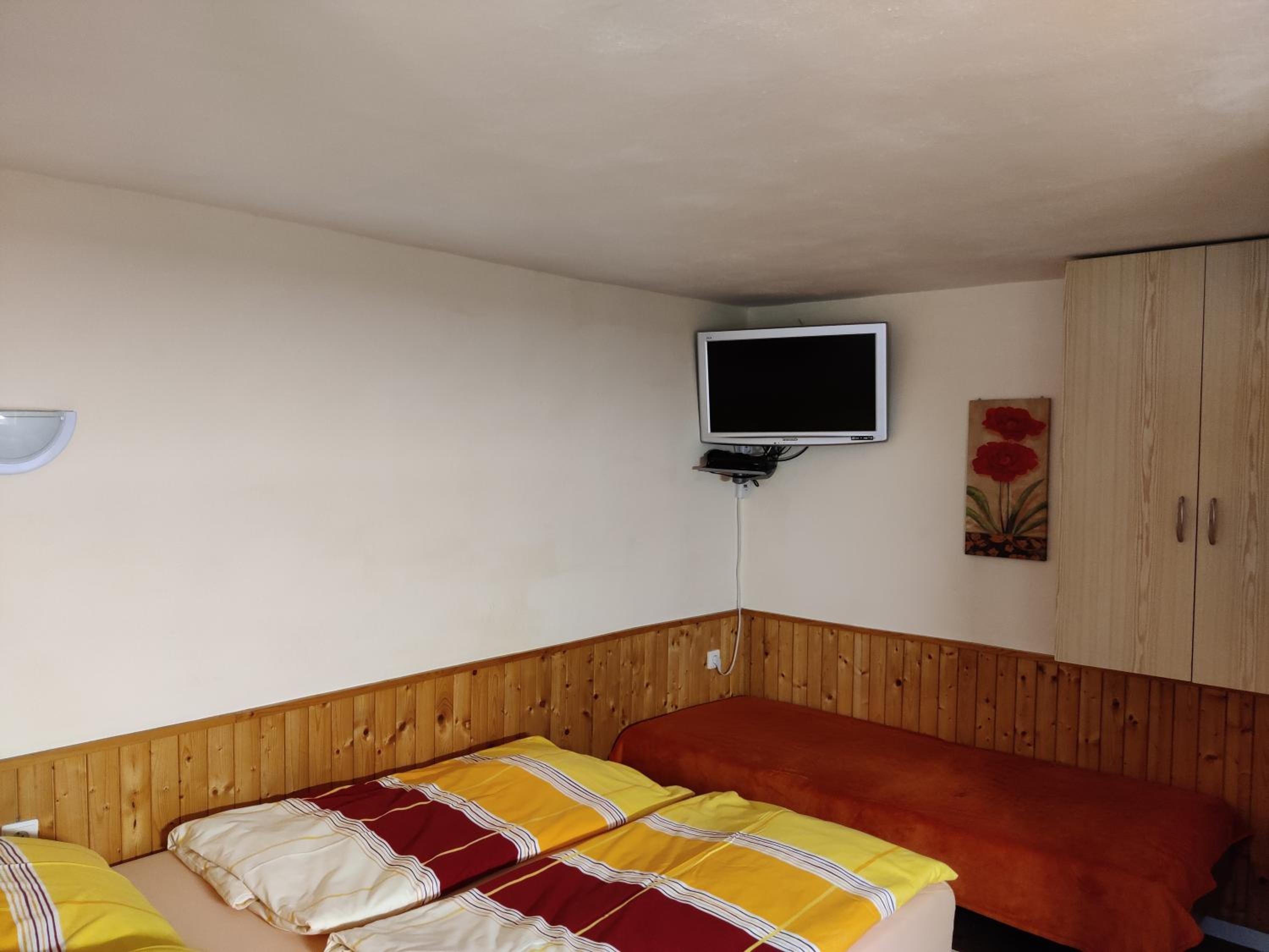 Apartment photo 1