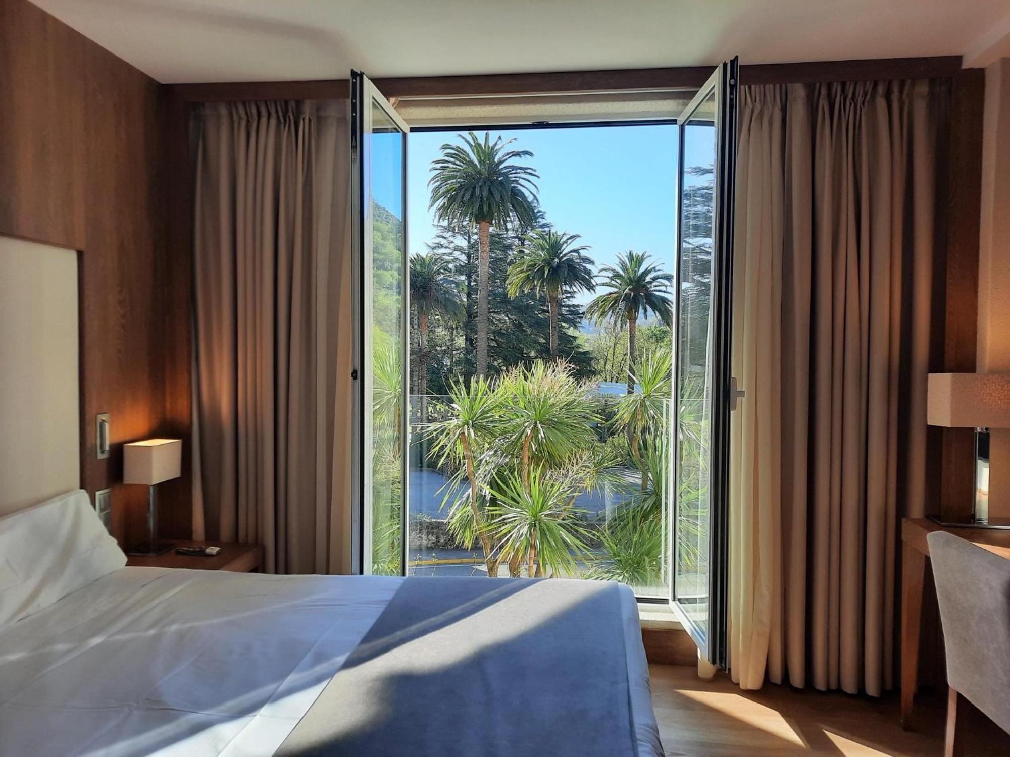 Double or Twin Room - Photo 4