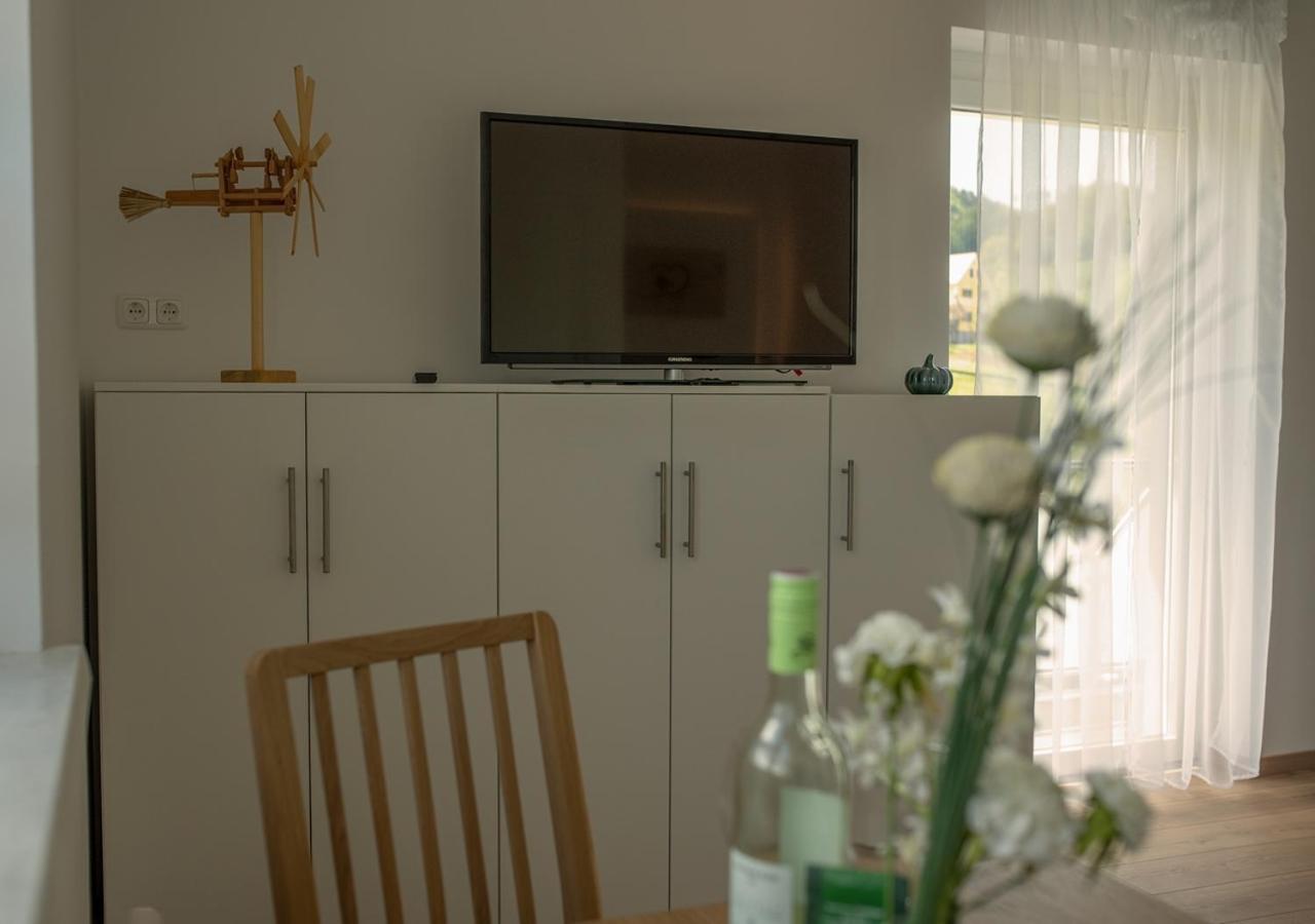 Apartment with Balcony photo 3