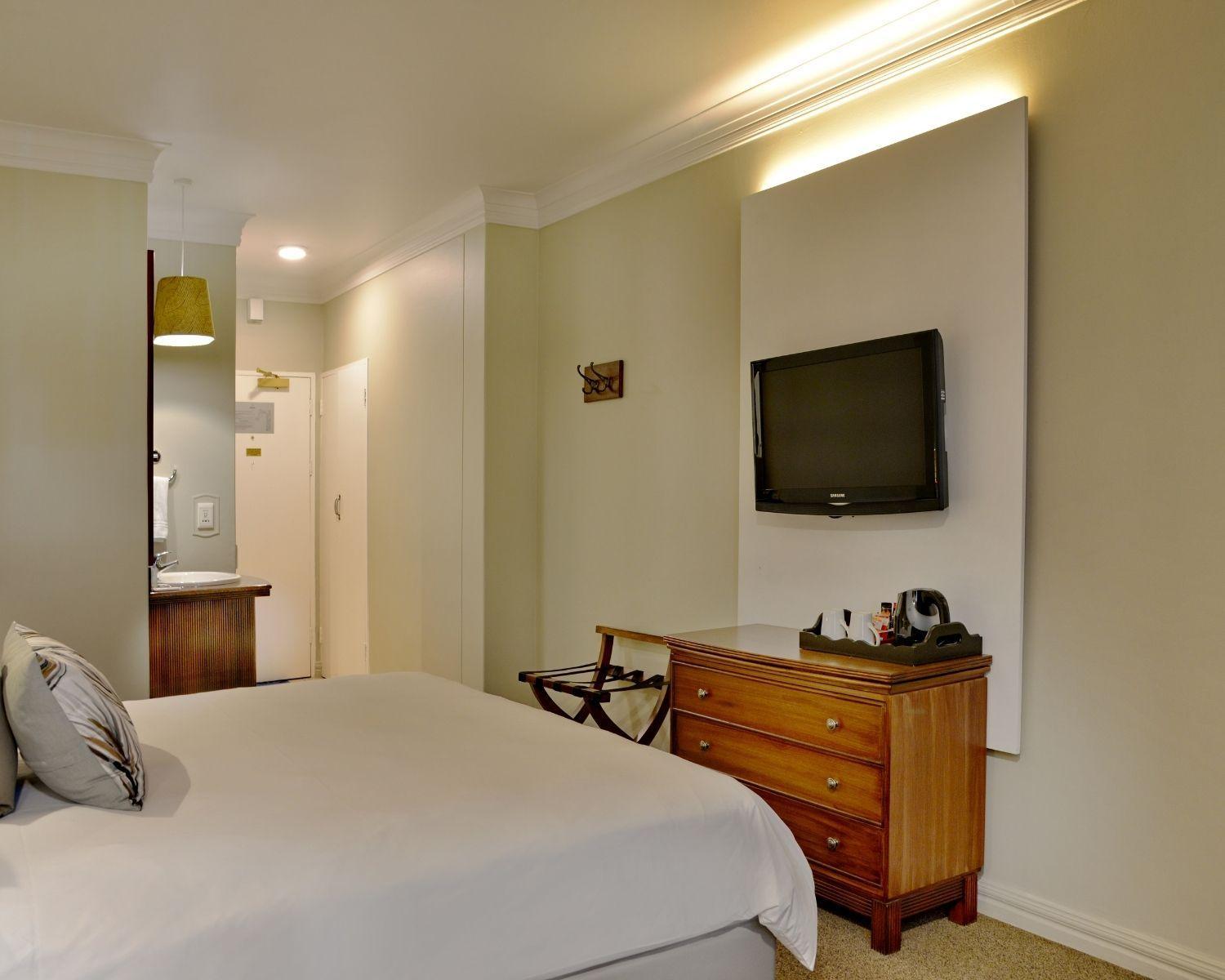 Standard Double Room - Photo 2