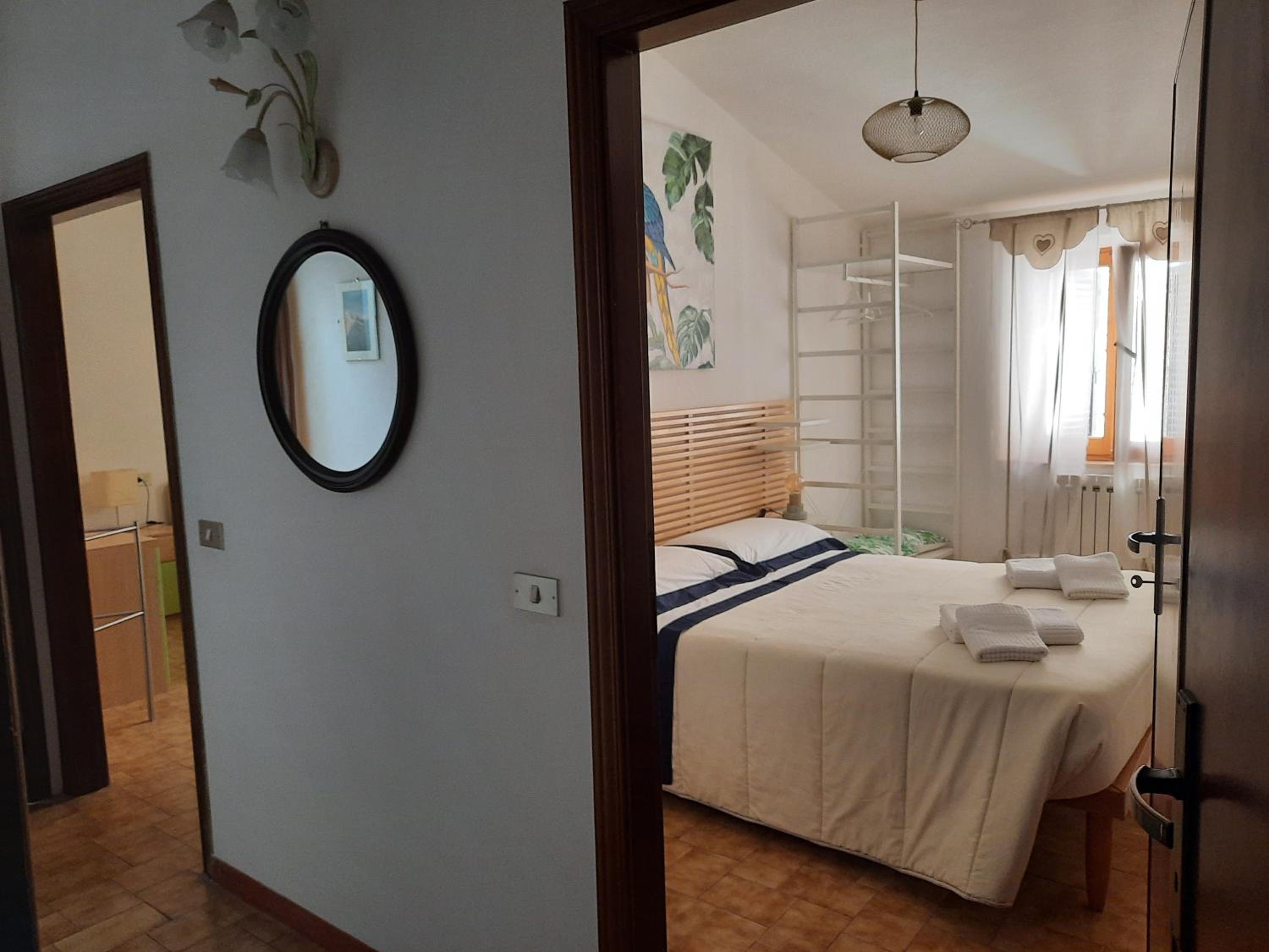 One-Bedroom Apartment - Photo 29