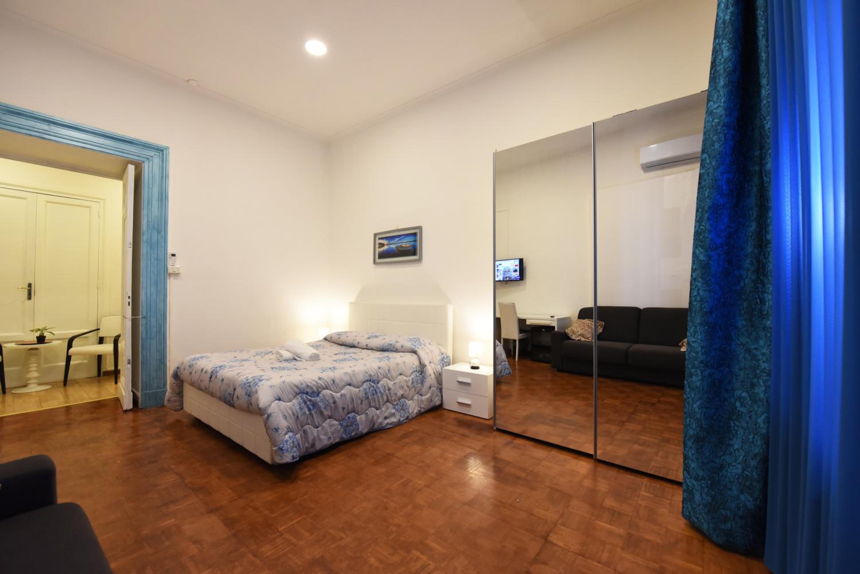 Superior Double or Twin Room photo 3