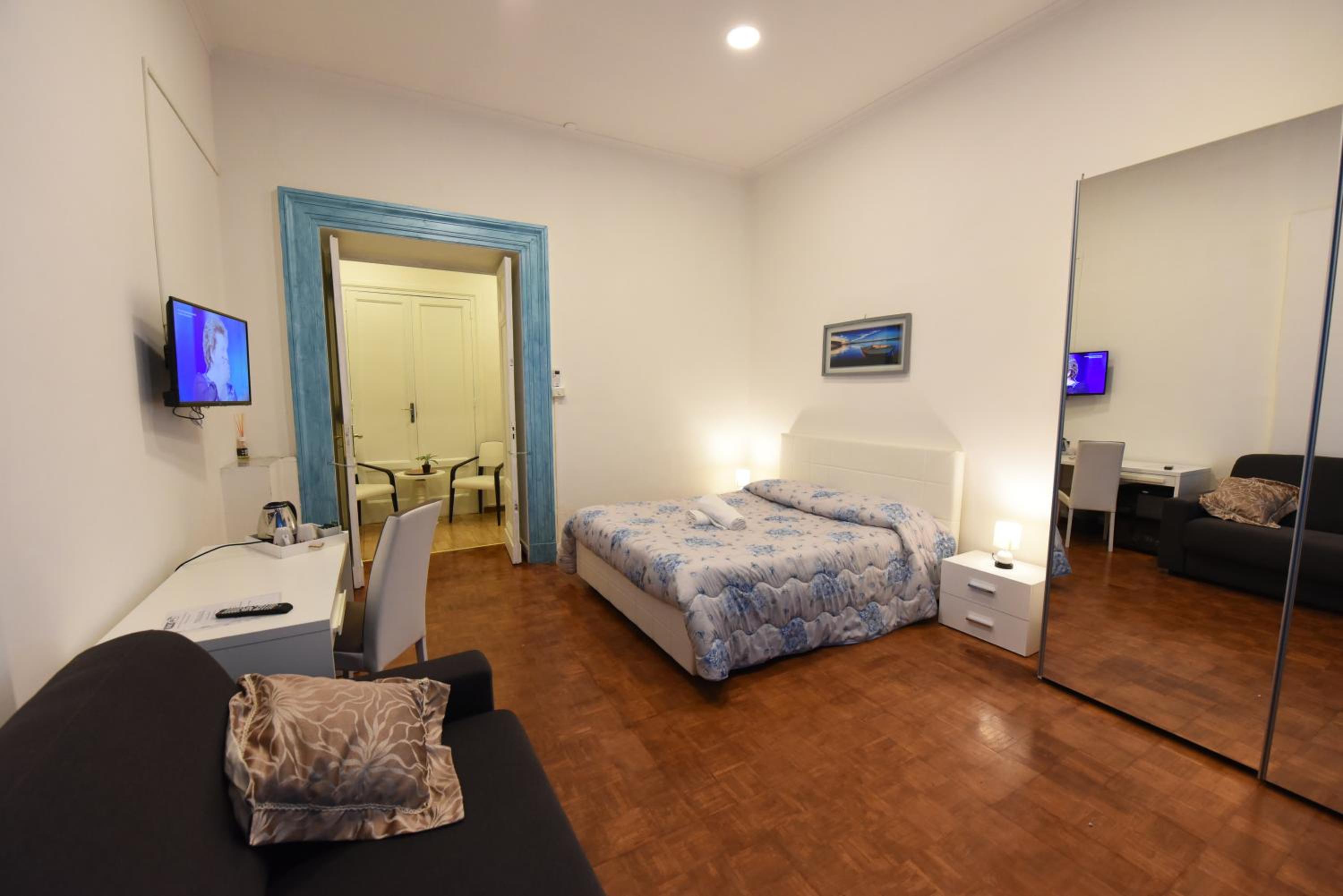 Superior Double or Twin Room photo 2