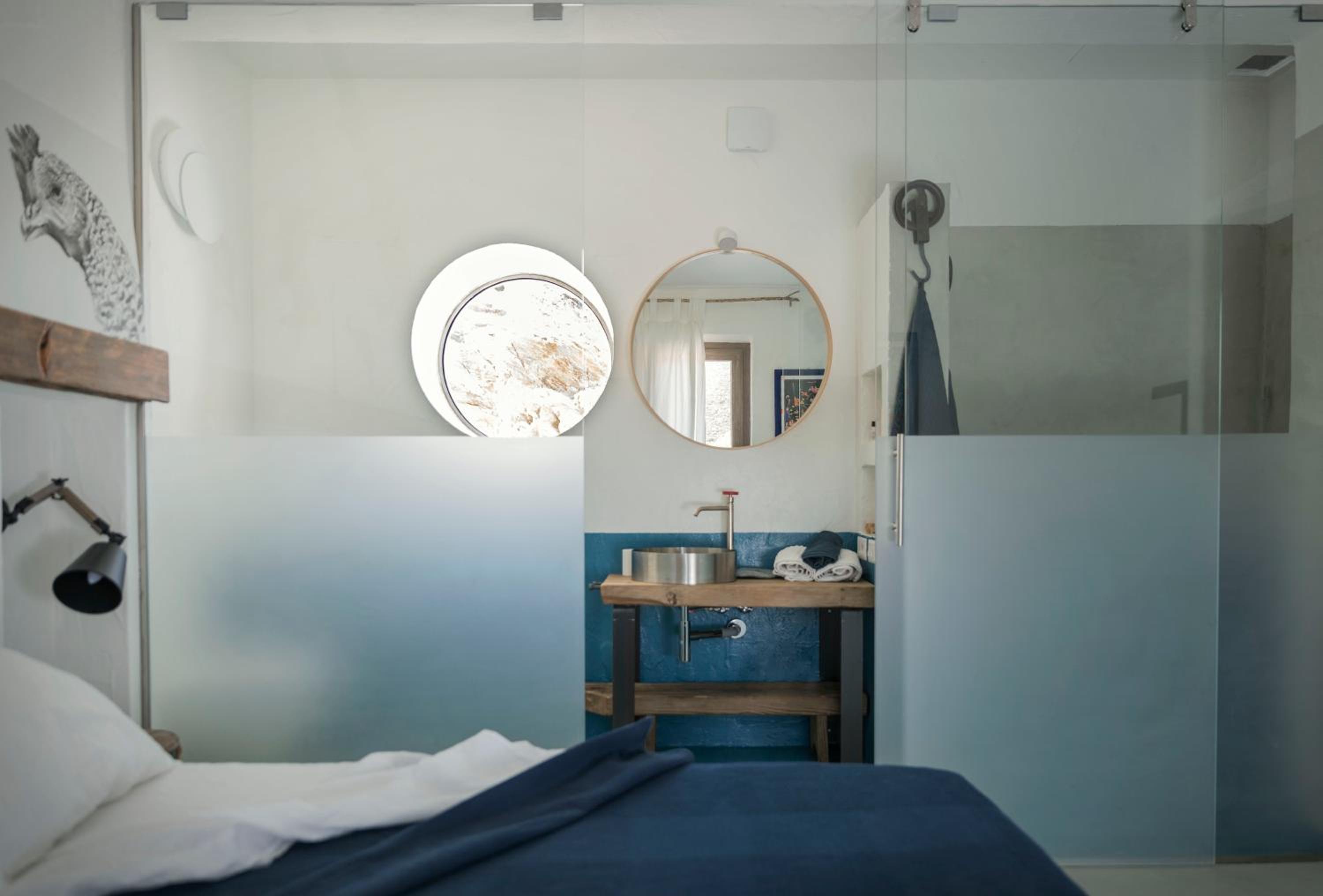 Superior King Room - Photo 40
