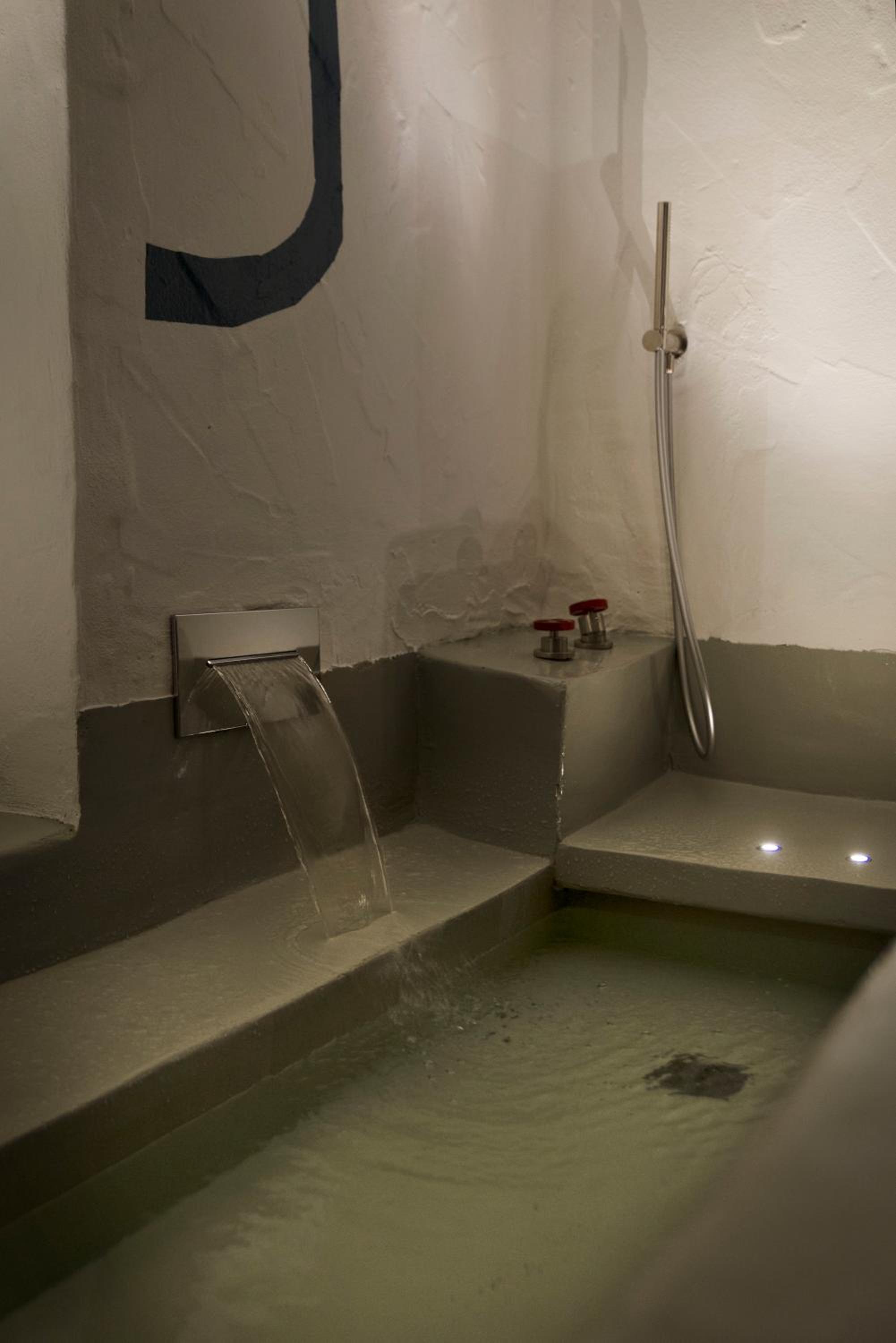Superior King Room - Photo 46