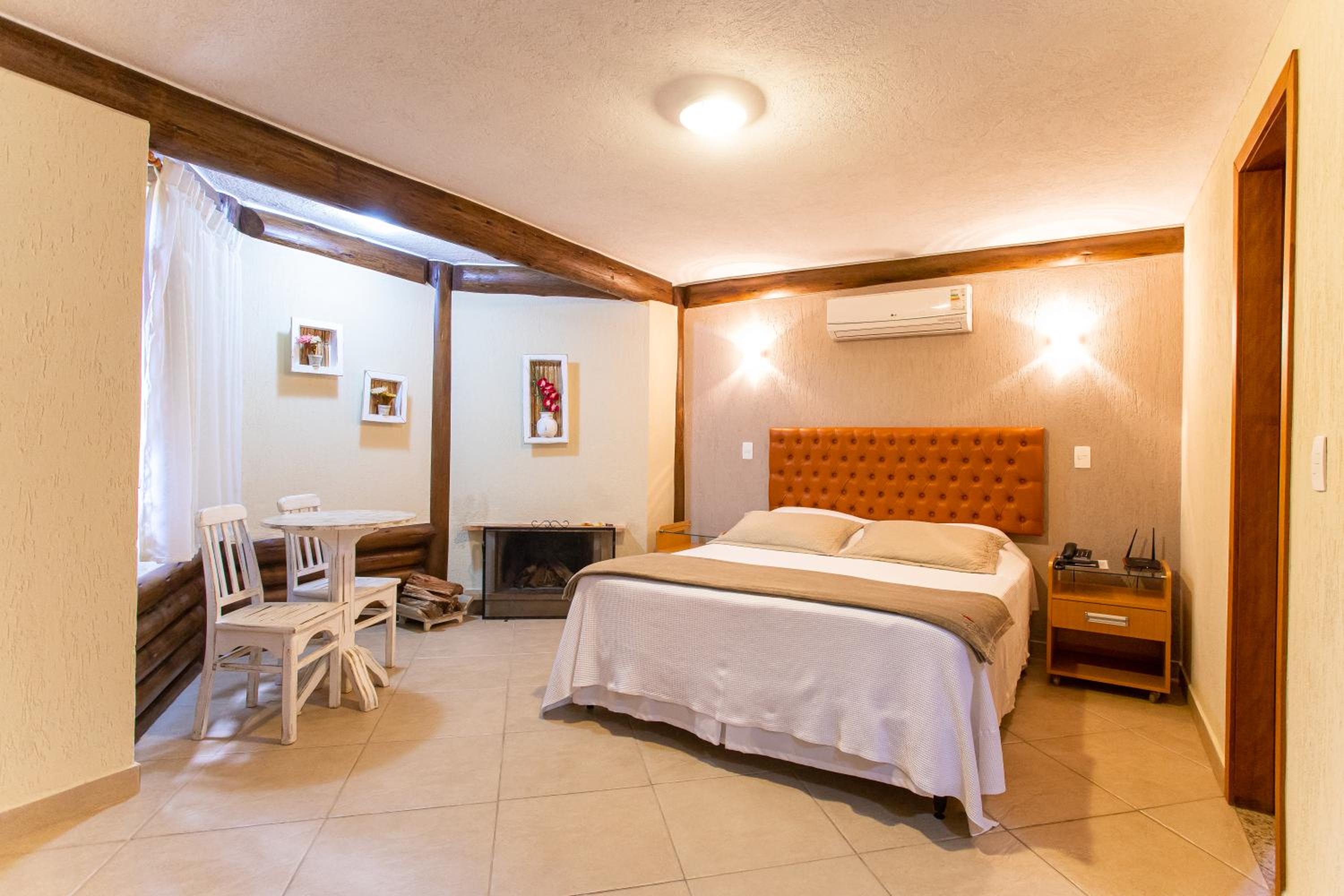 Chalet (2 Adults) photo 1