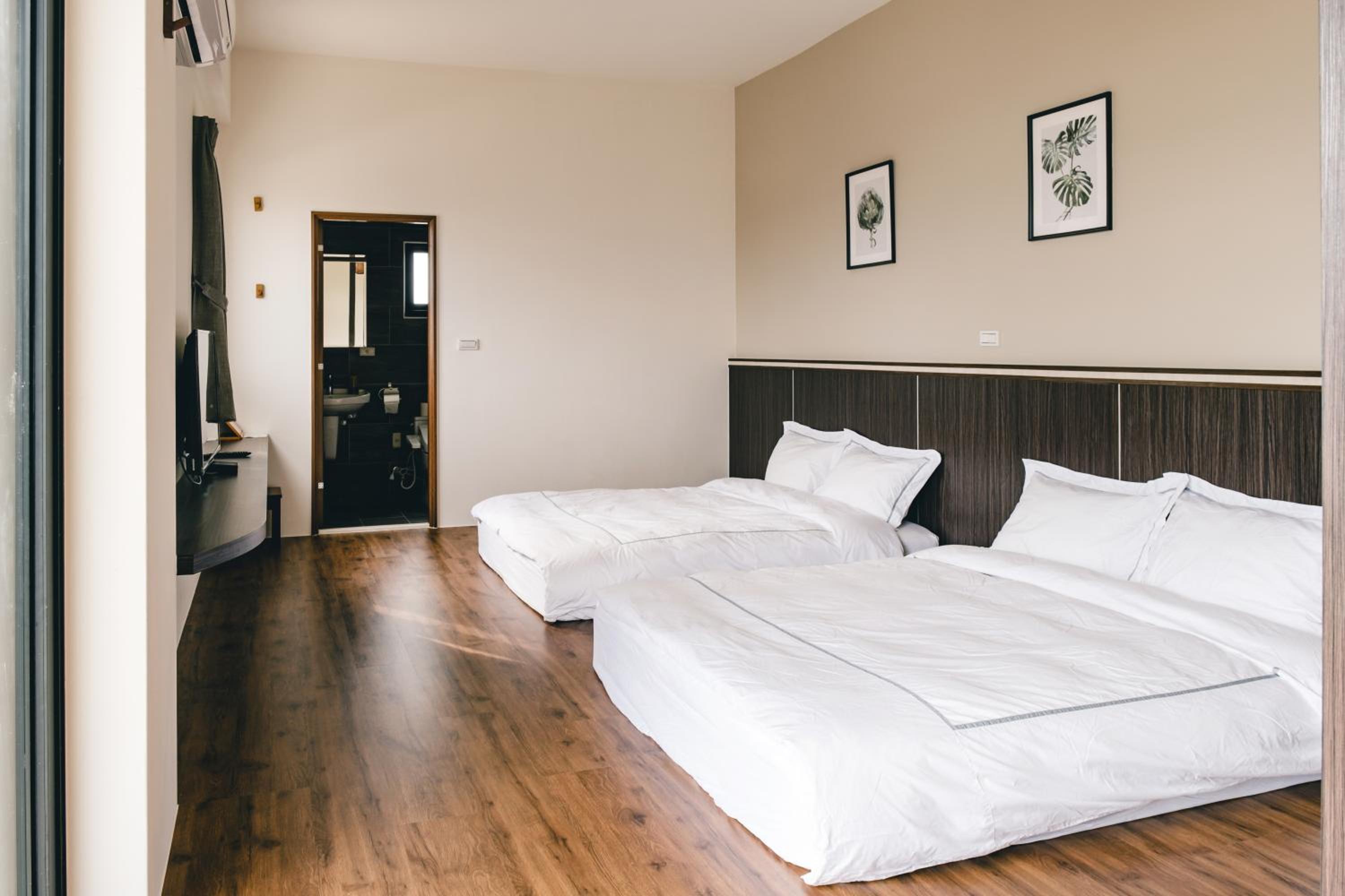 Quadruple Room with Balcony photo 1