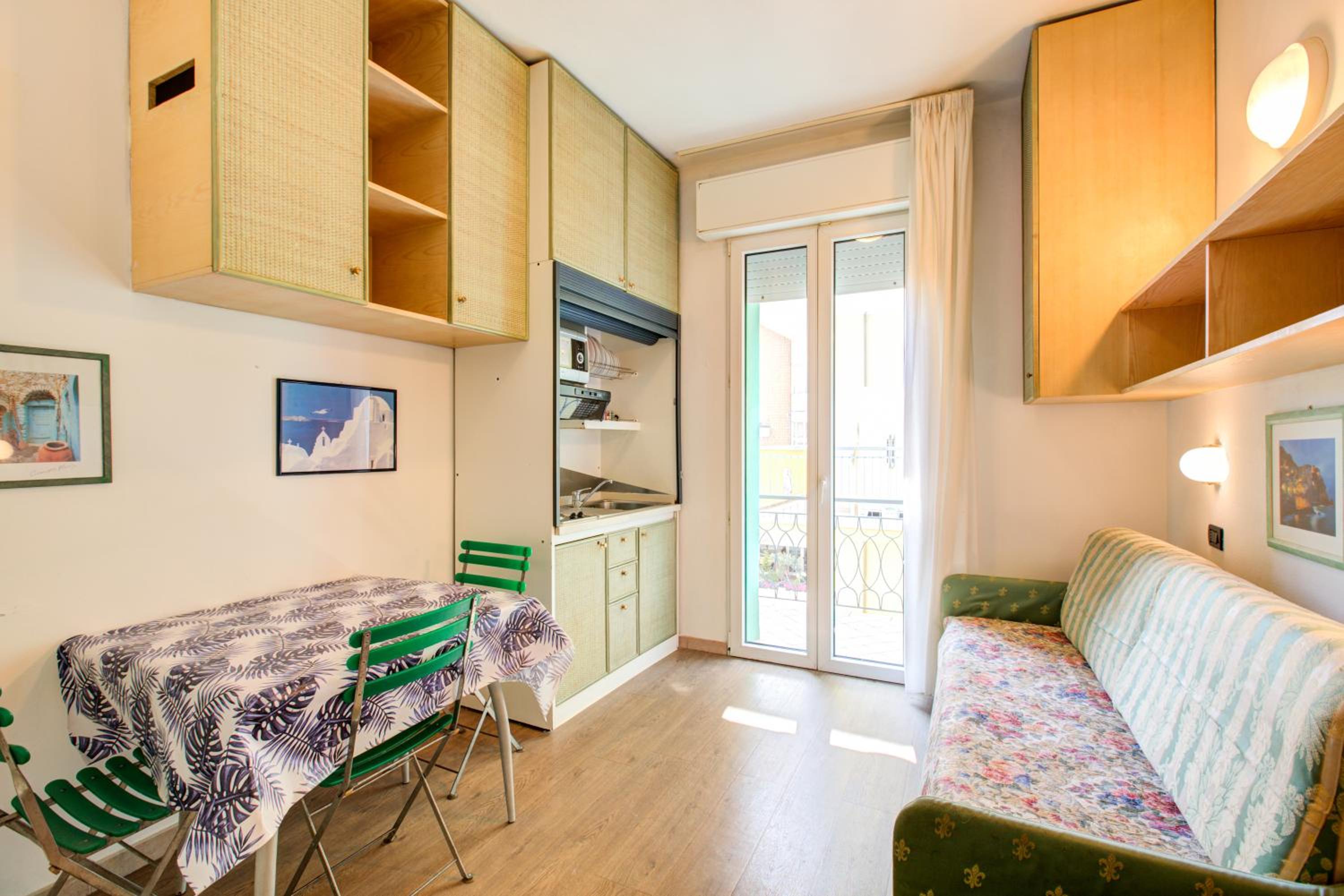 One-Bedroom Standard Apartment