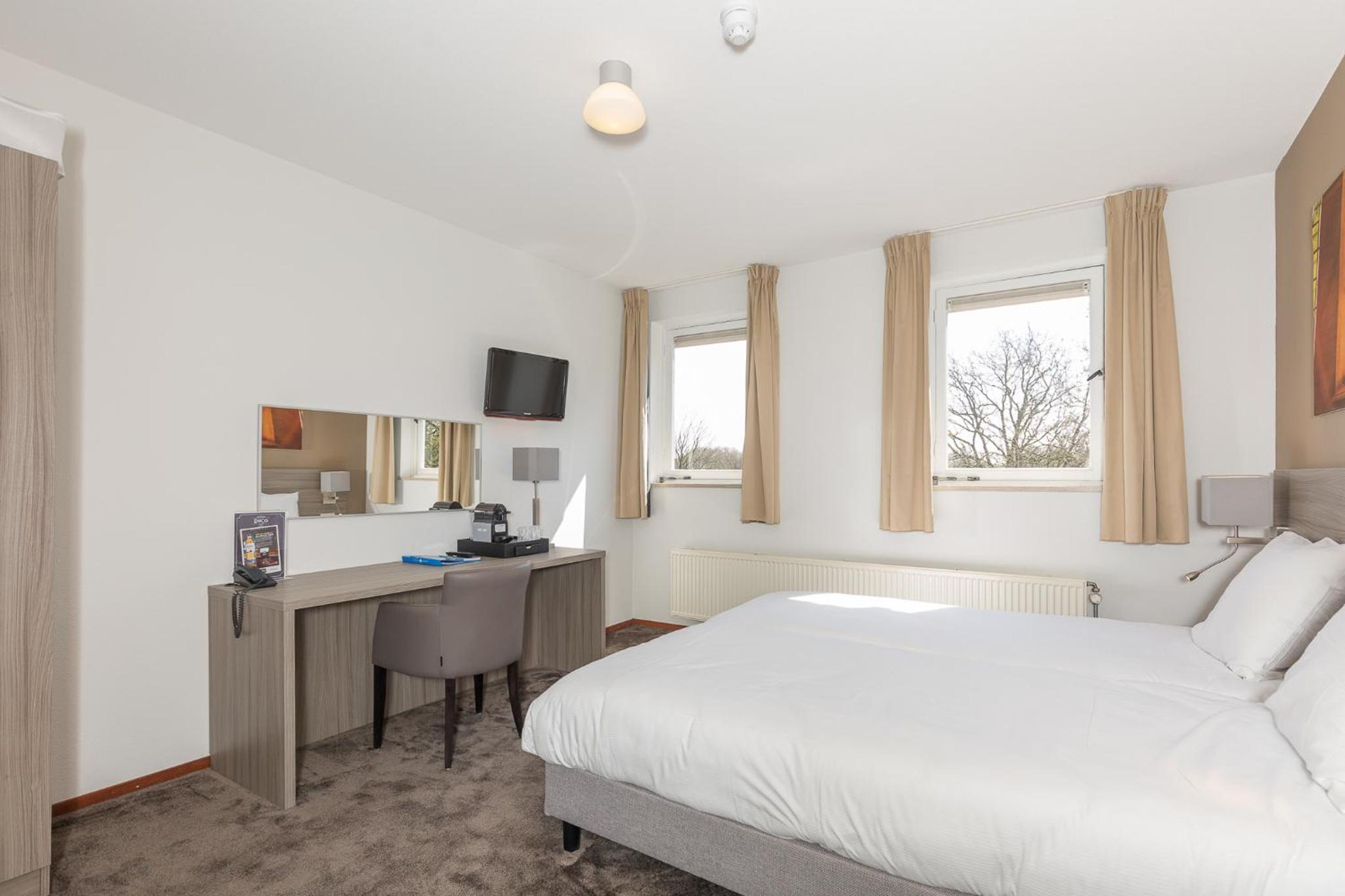 Spacious Comfort Double Room - Photo 5