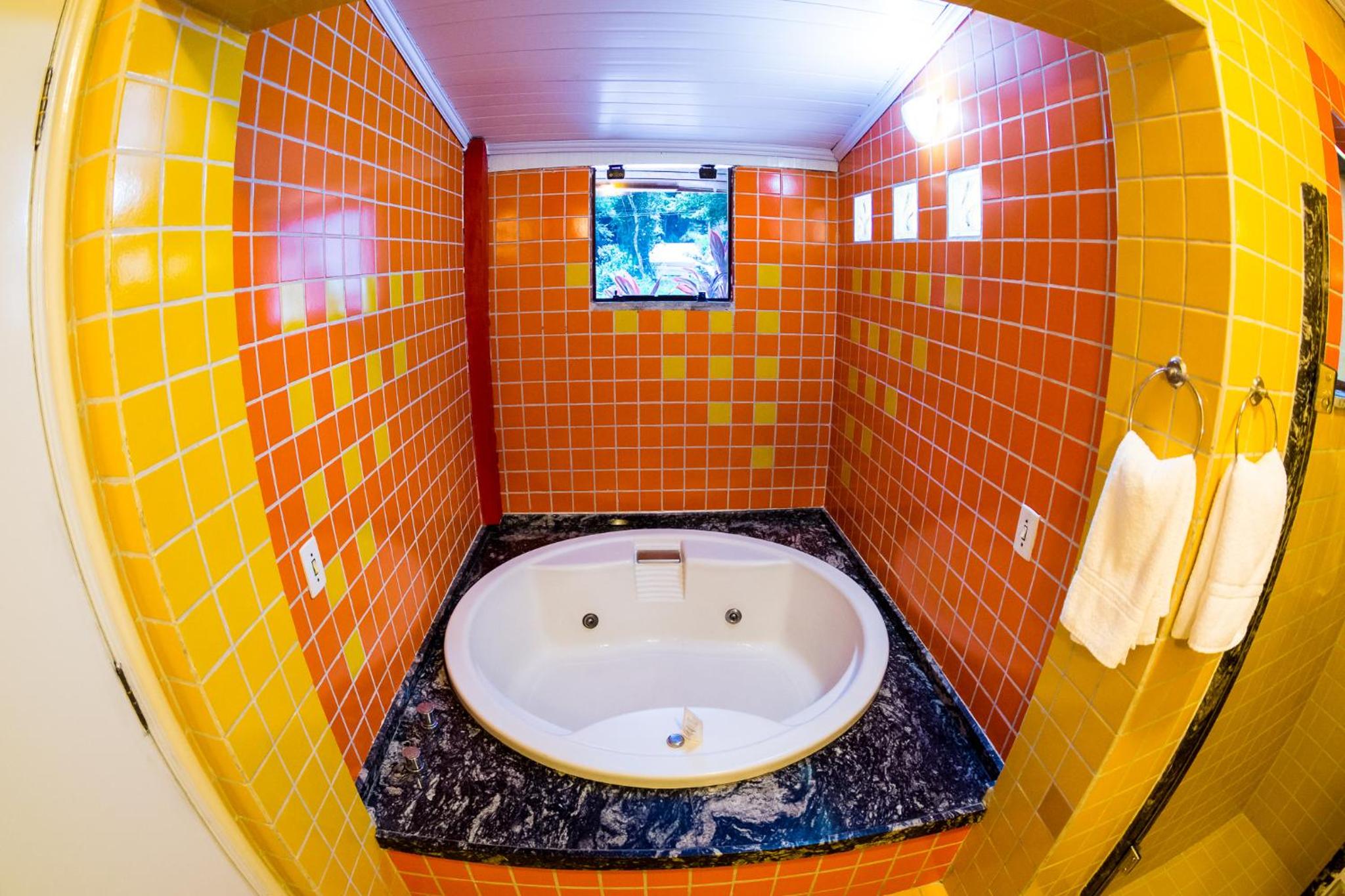 Suite - Photo 28