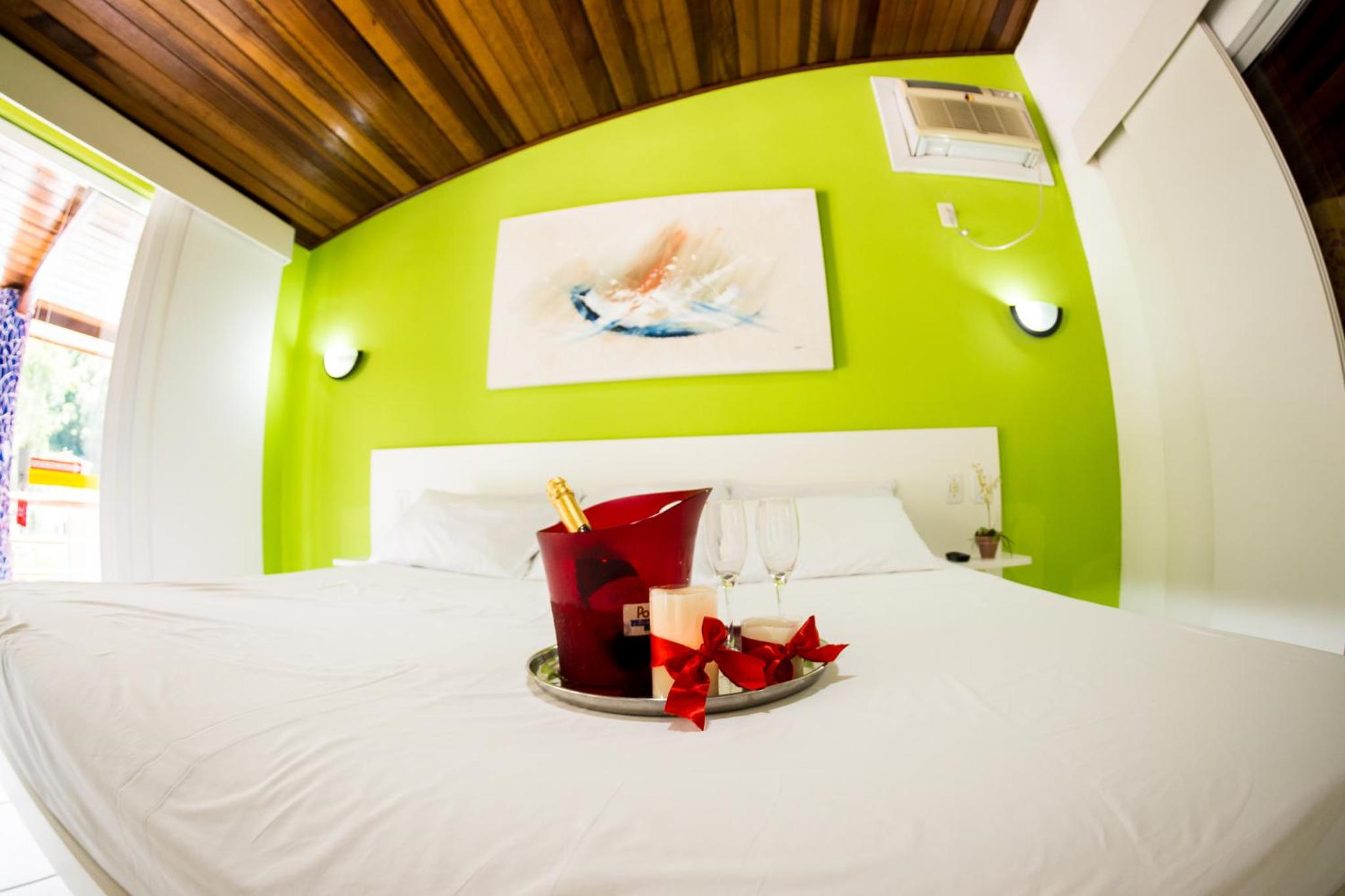 Suite - Photo 4