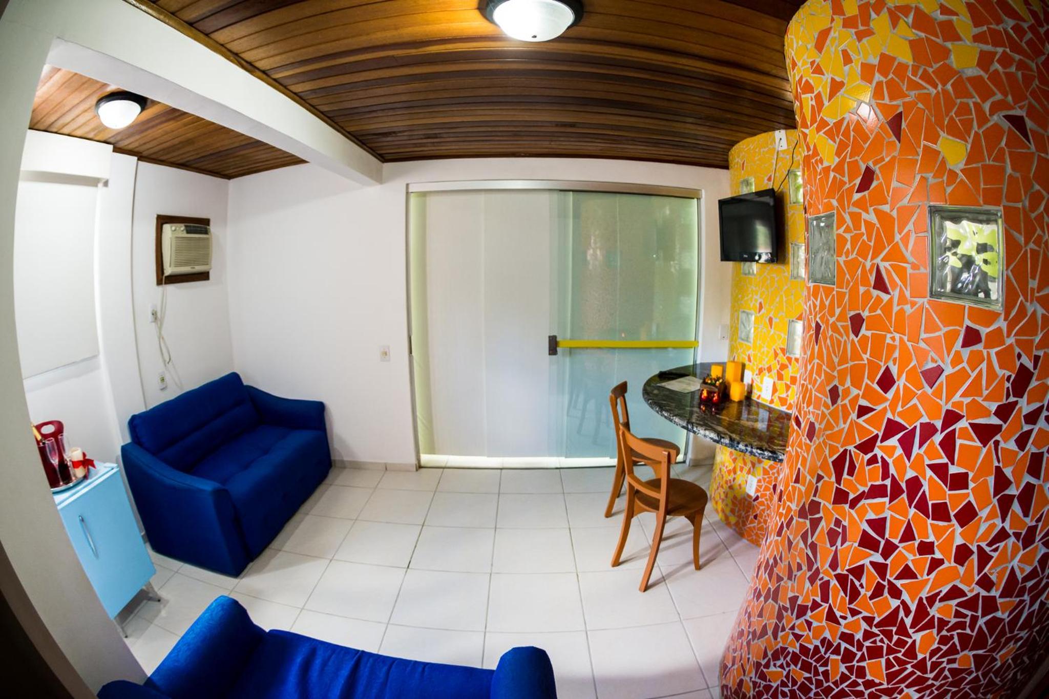 Suite - Photo 8