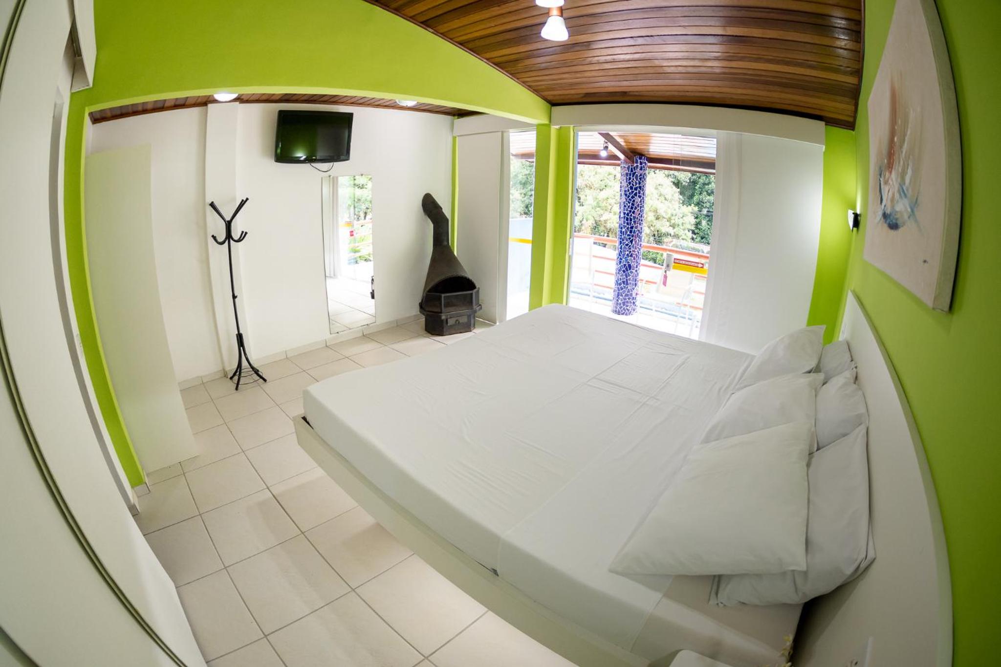 Suite - Photo 12