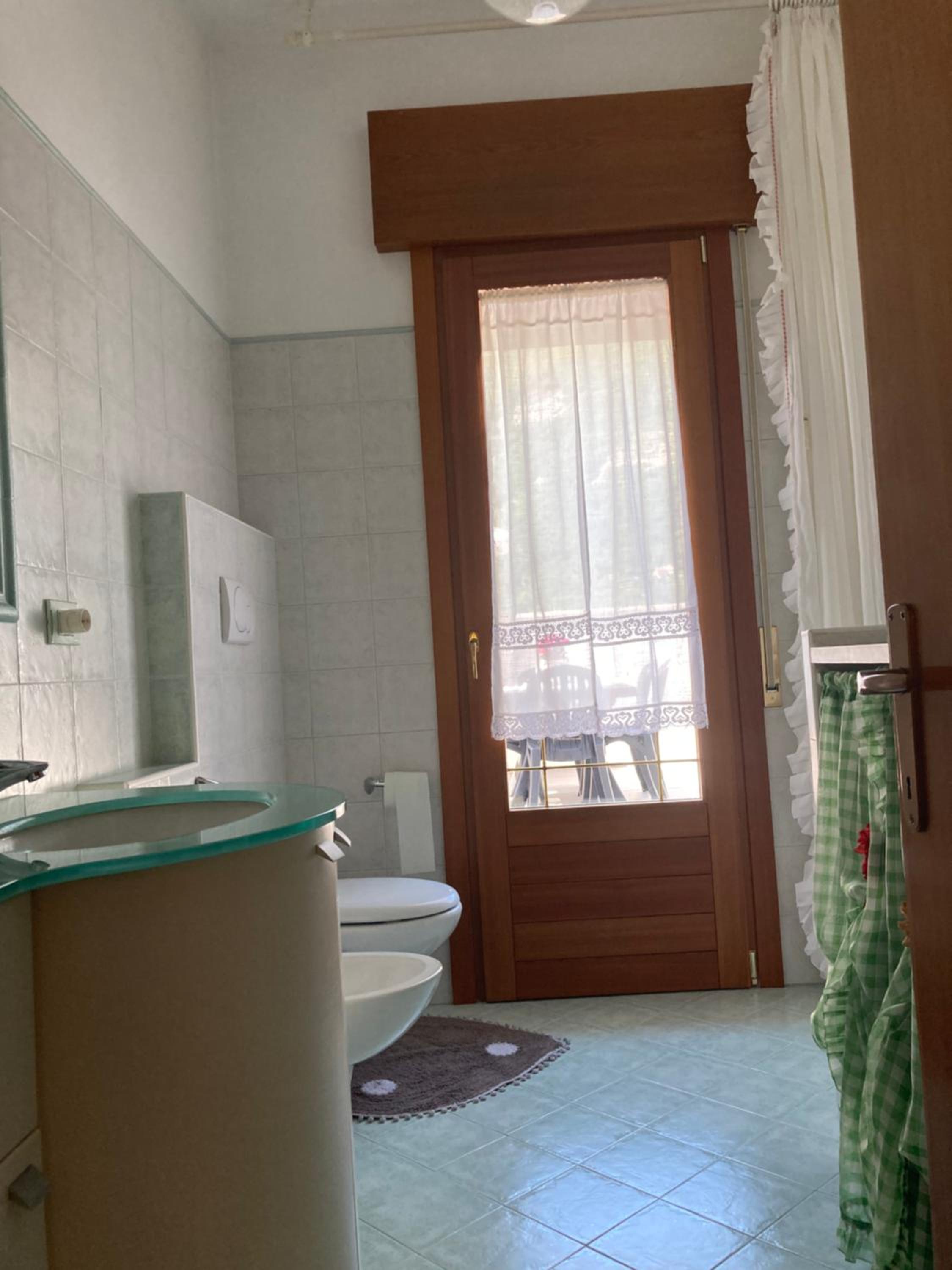 Two-Bedroom Apartment - Photo 30