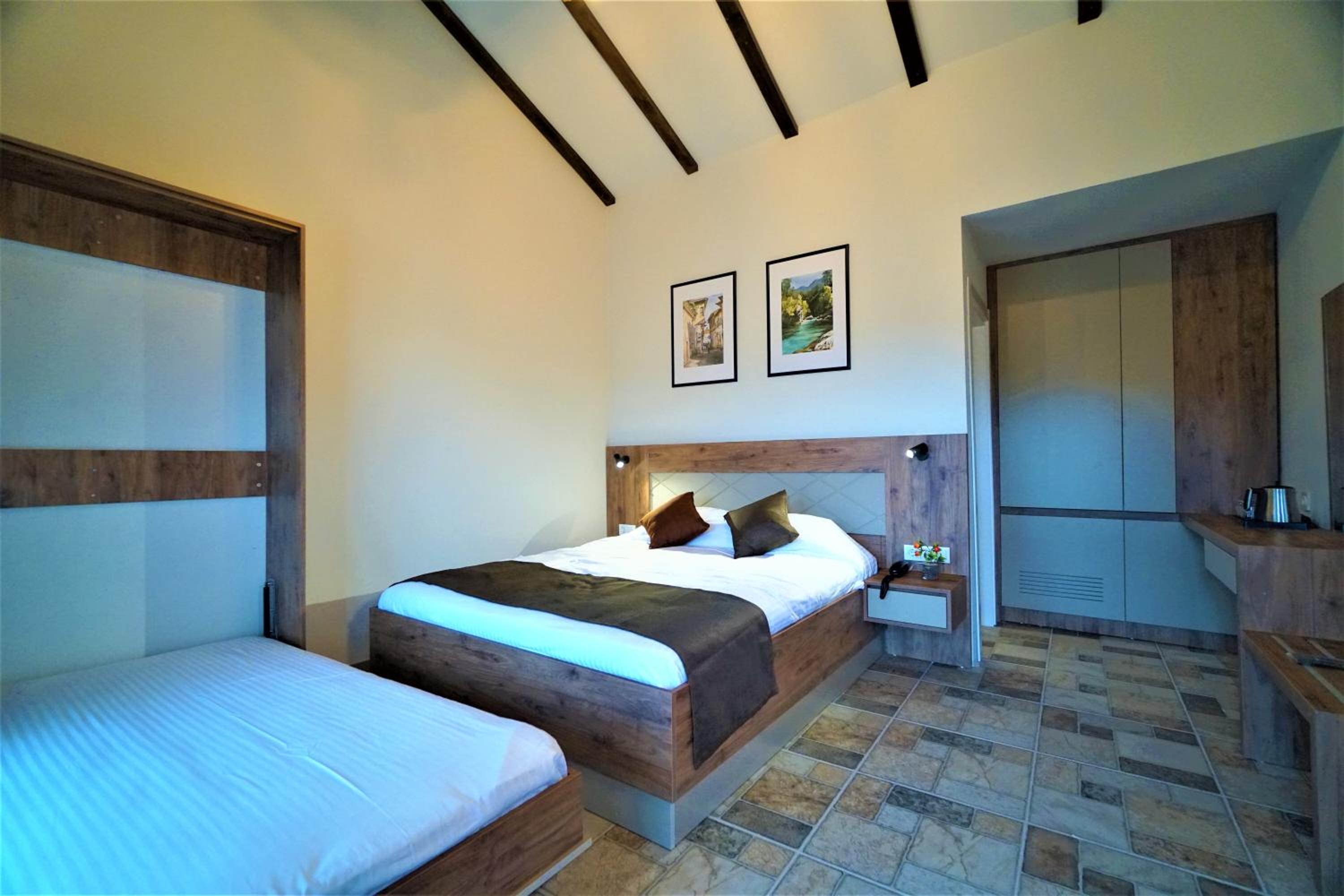 Double Room with Patio - Photo 1
