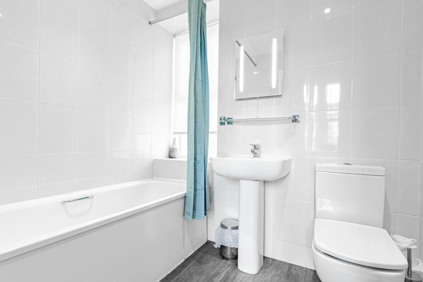 Standard Double Room - Photo 2