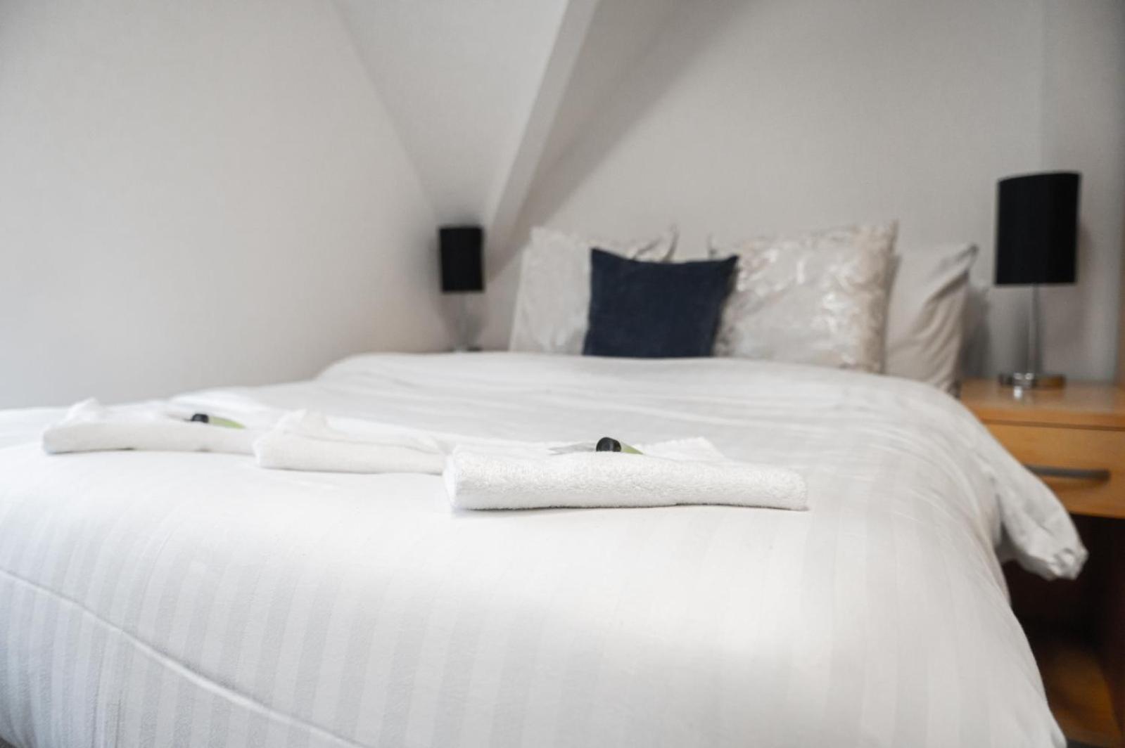 Small Double Room - Photo 1