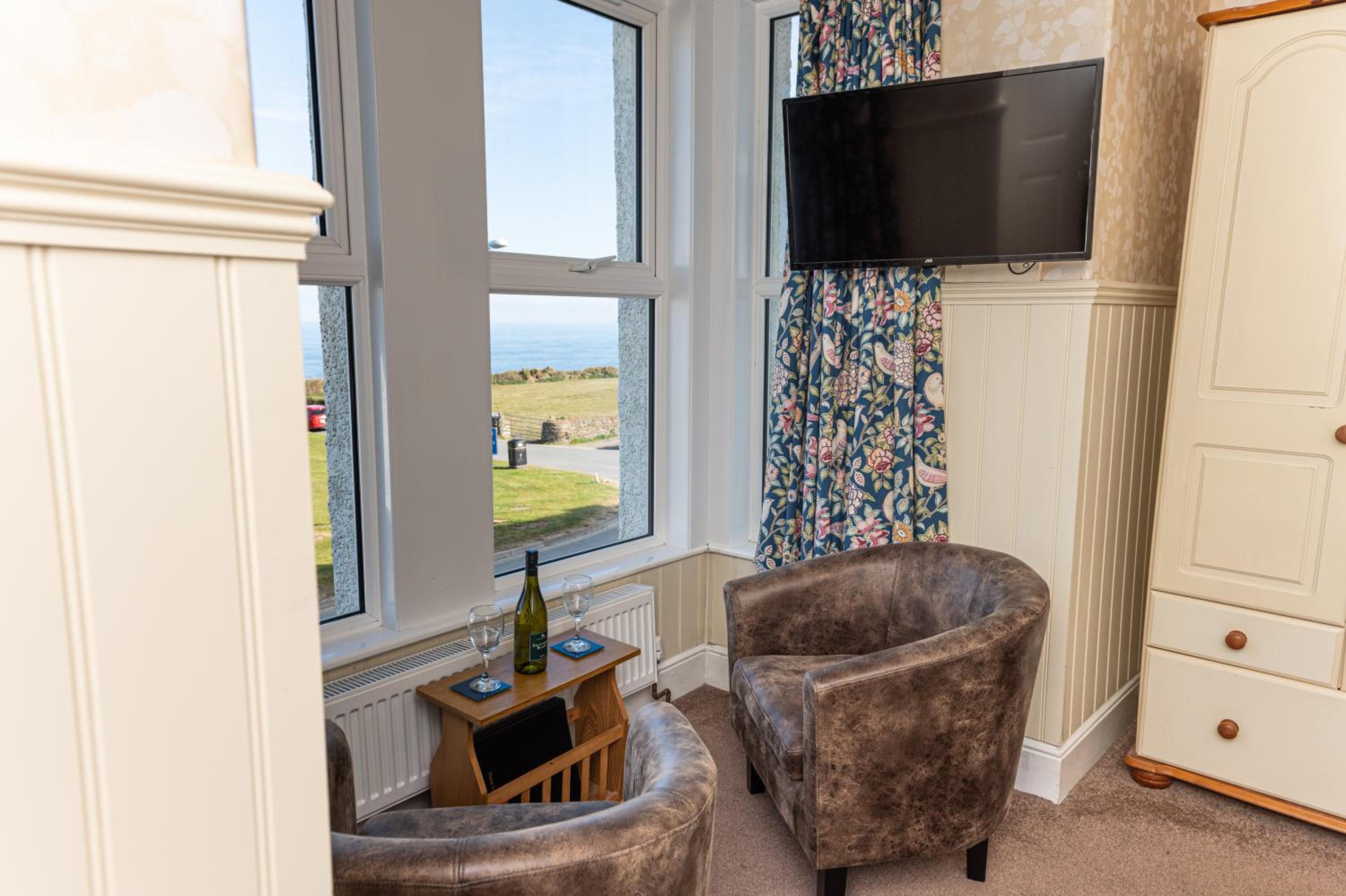 Double Room with Sea View - Photo 4