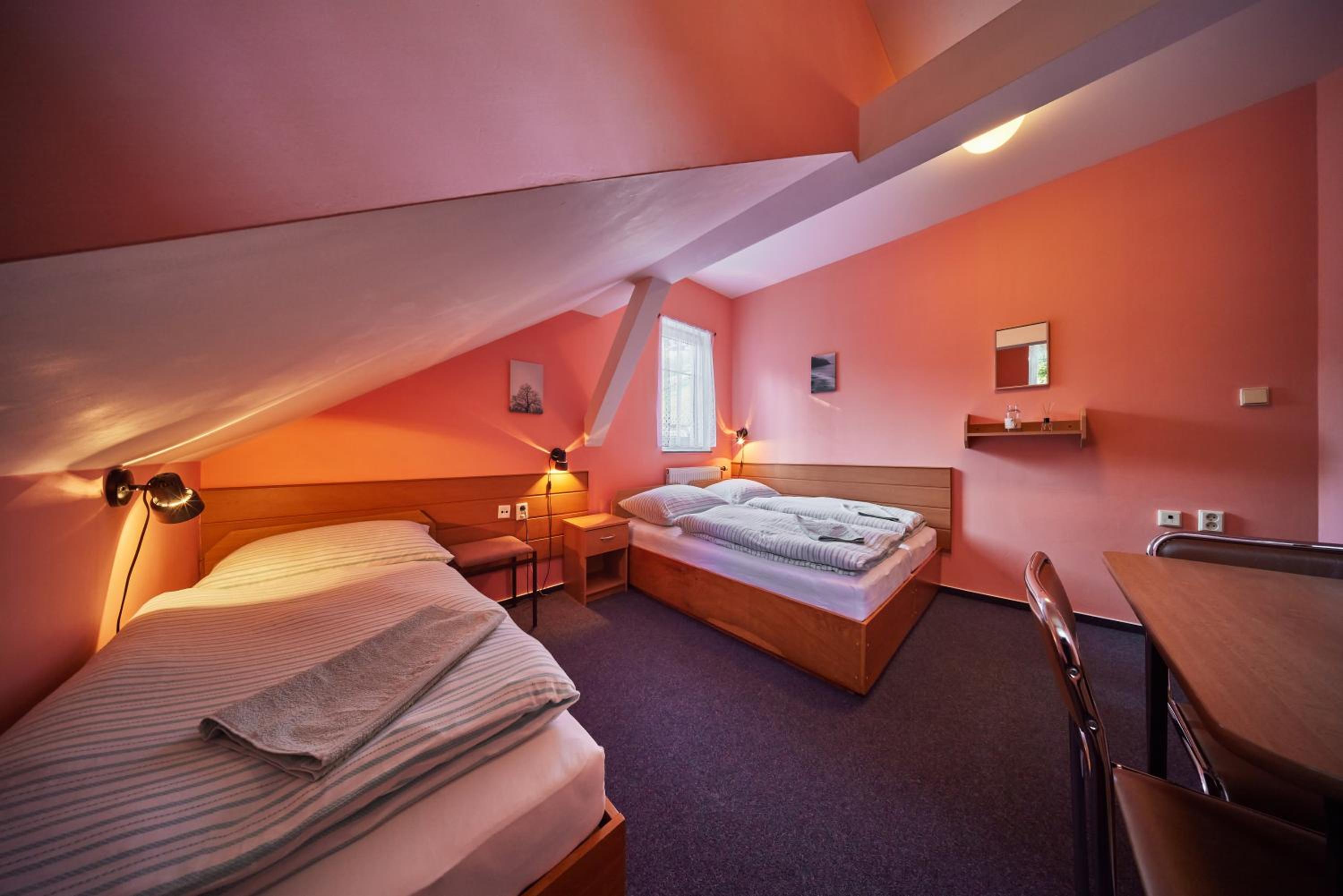 Triple Room with Bathroom photo 3