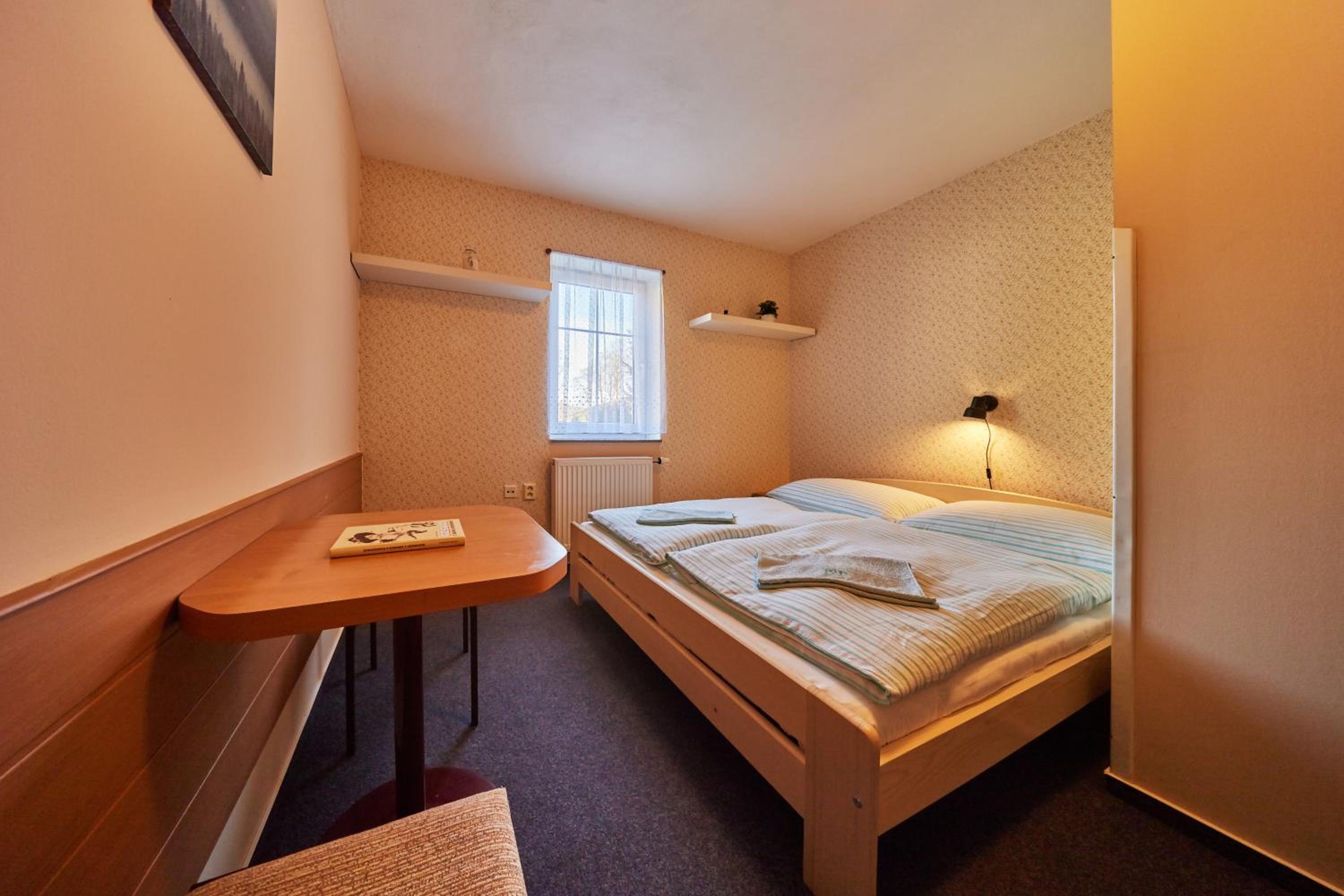 Double Room with Private Bathroom photo 2