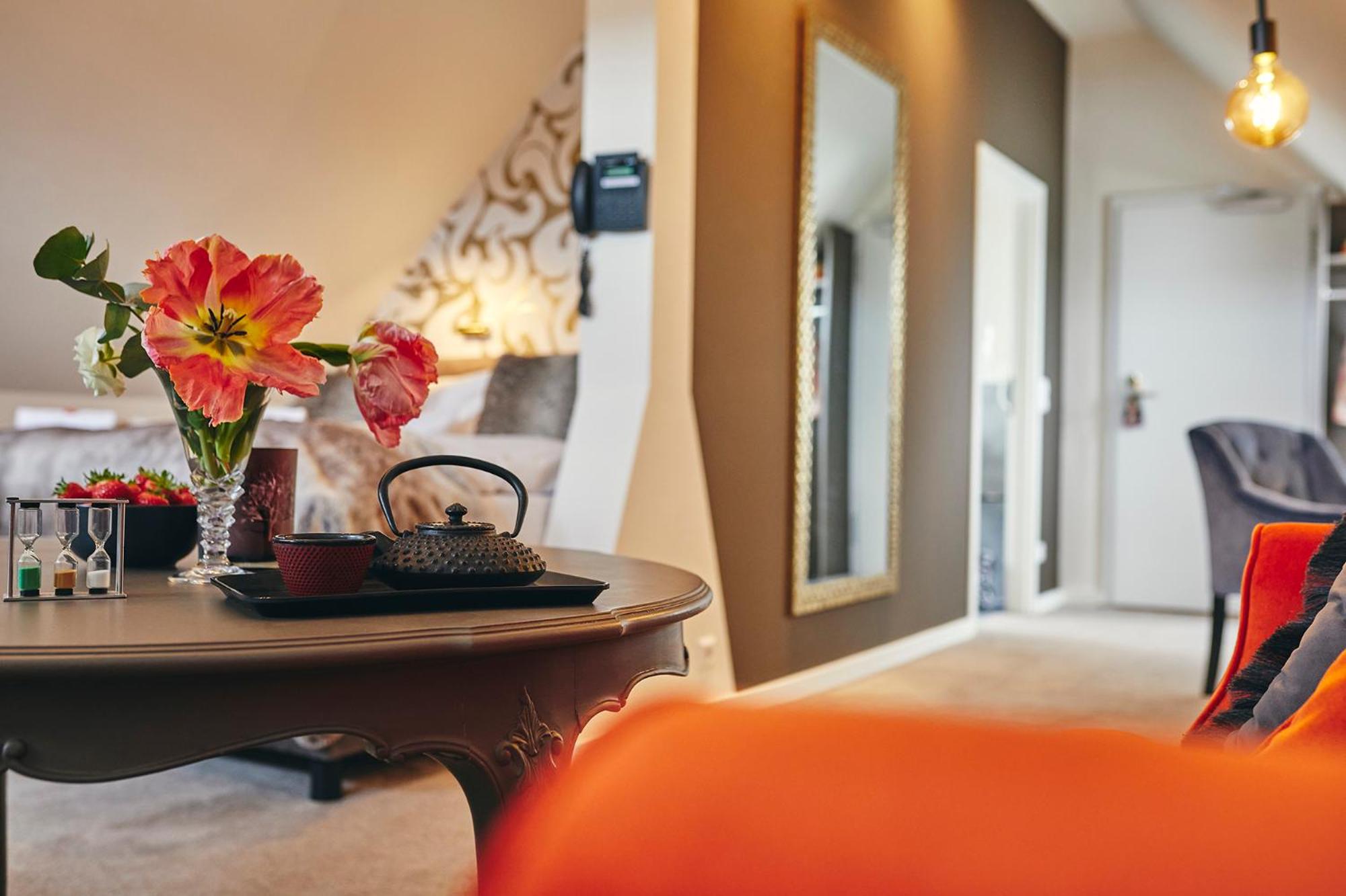 Romantic Suite - Photo 5