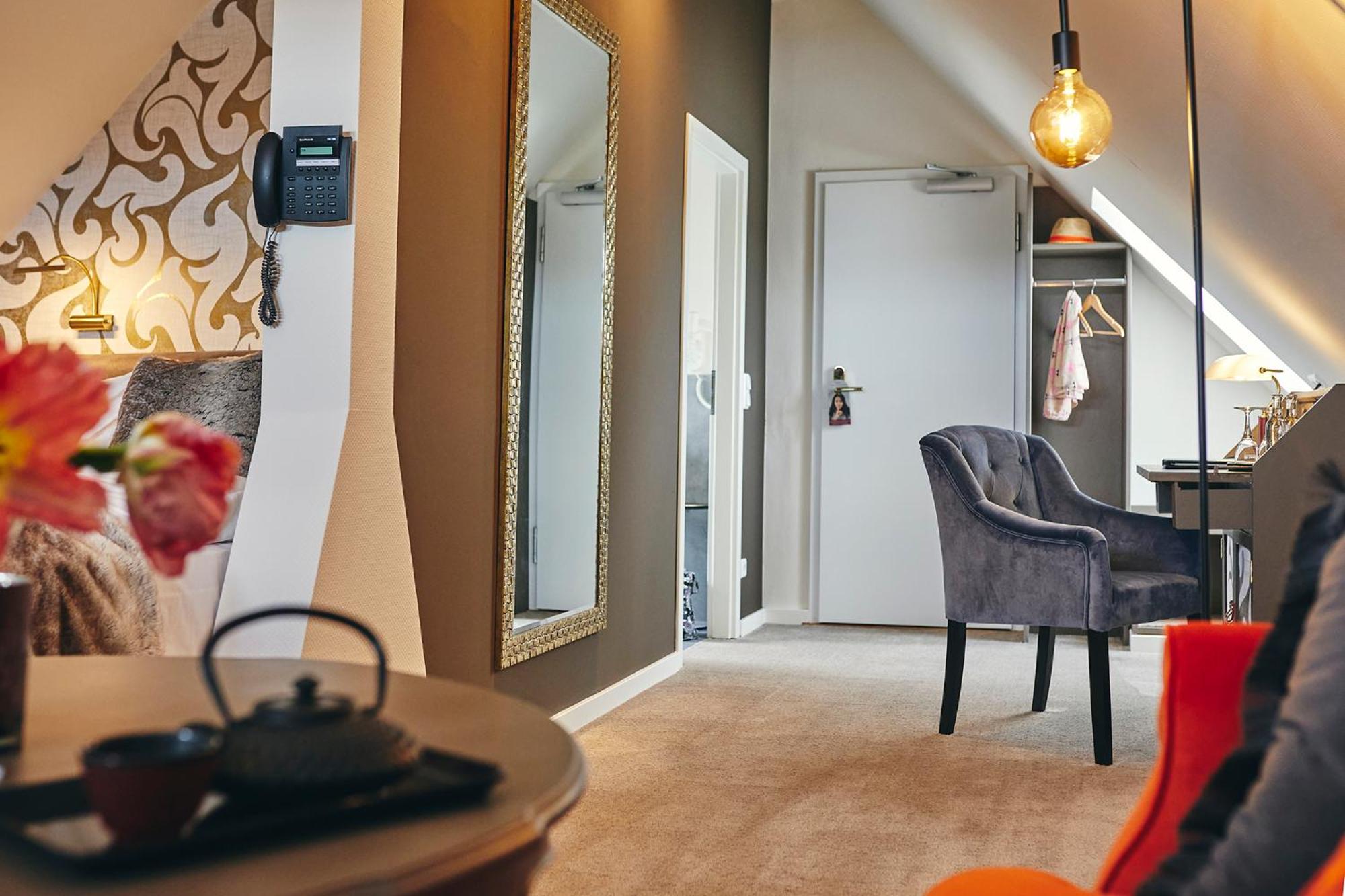 Romantic Suite - Photo 2