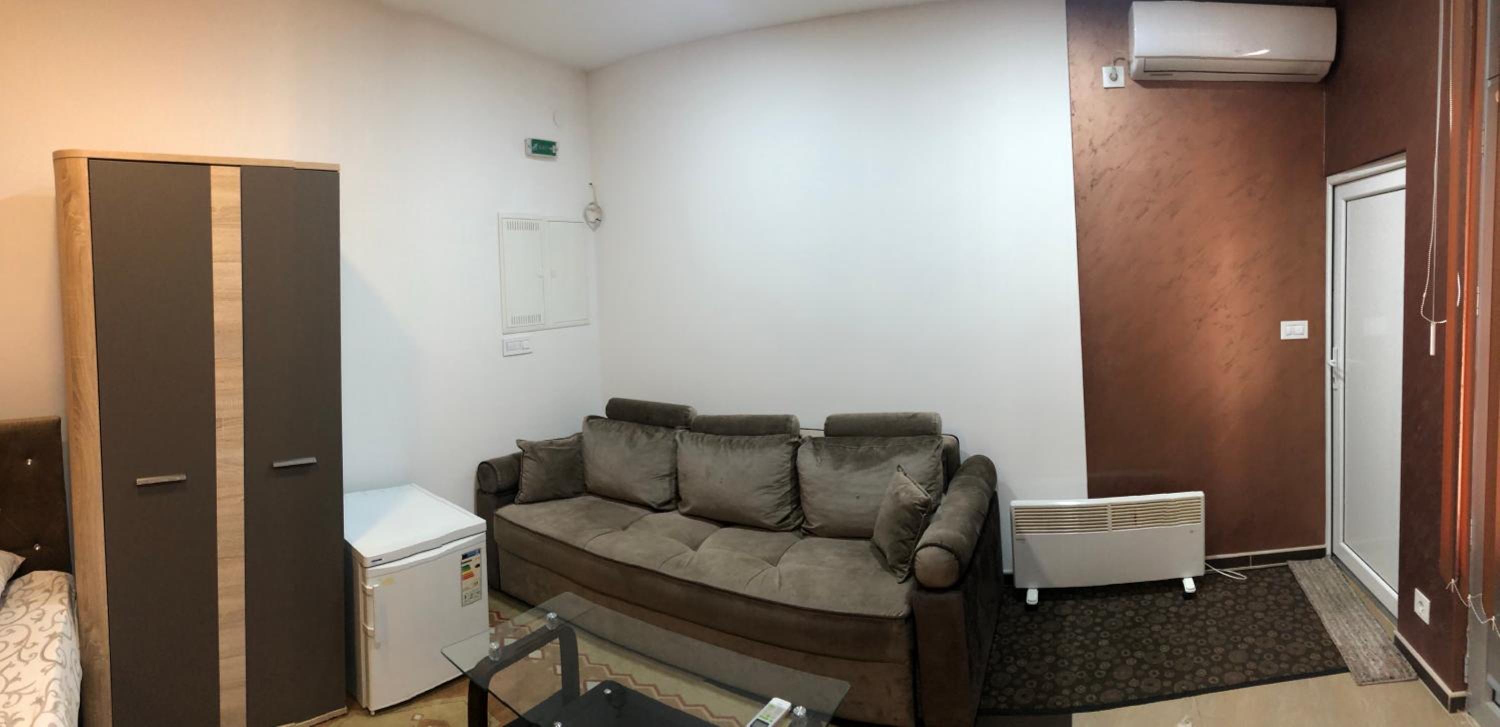 Apartment photo 3