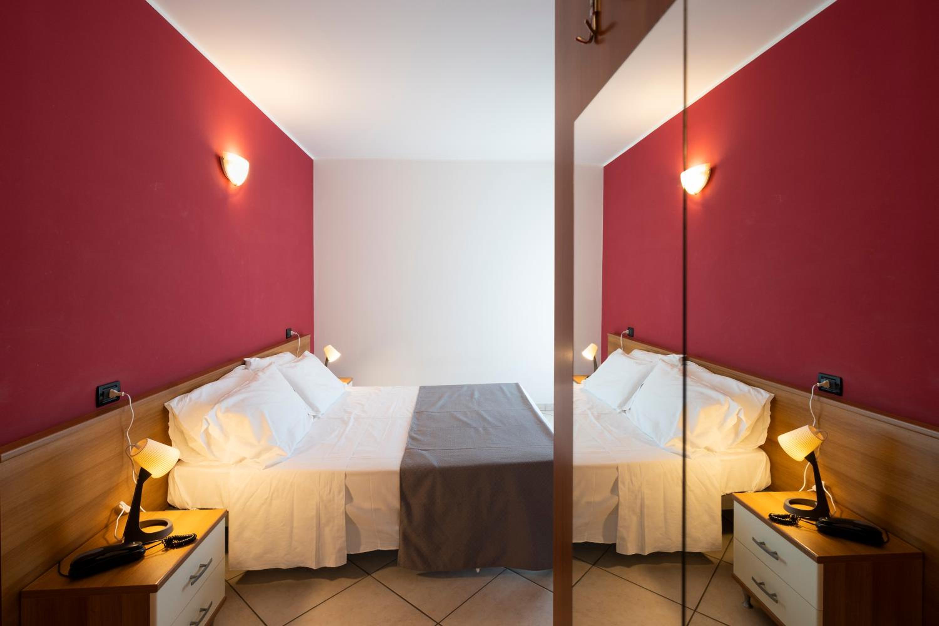 Double Room with Balcony photo 2